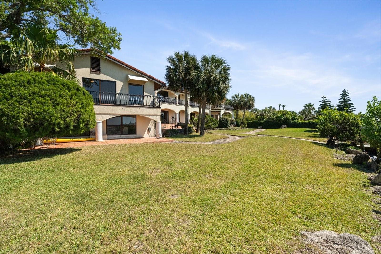 1010 JOHN ANDERSON DR