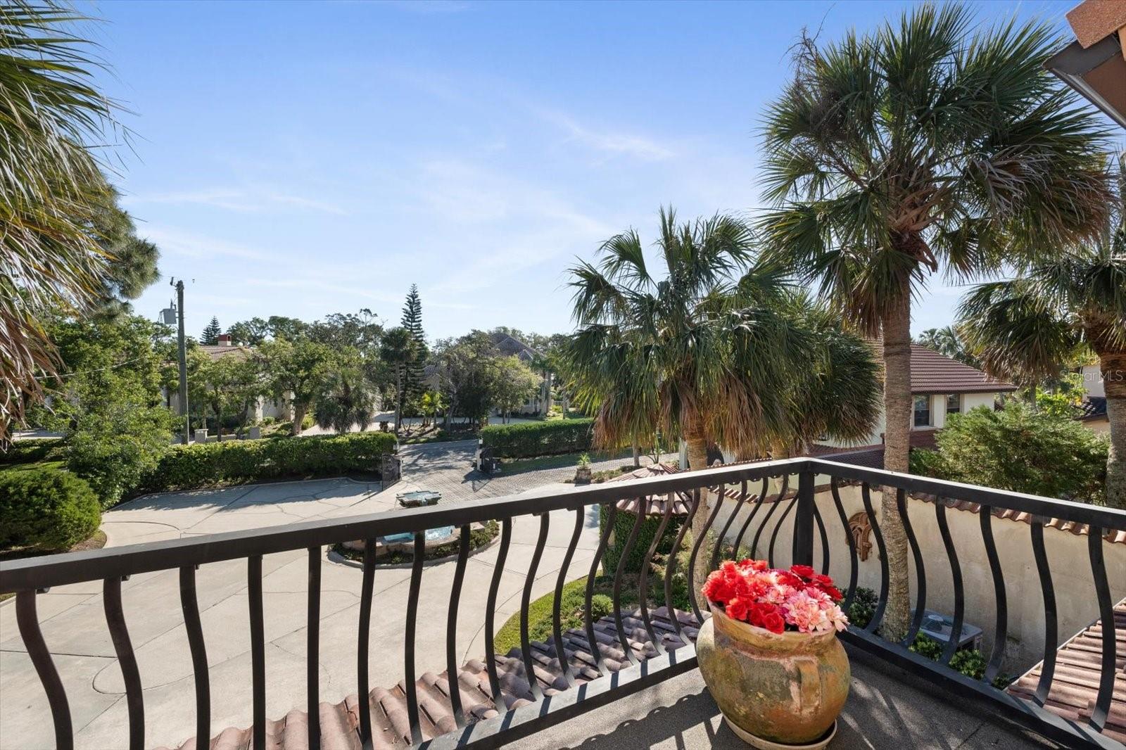 1010 JOHN ANDERSON DR