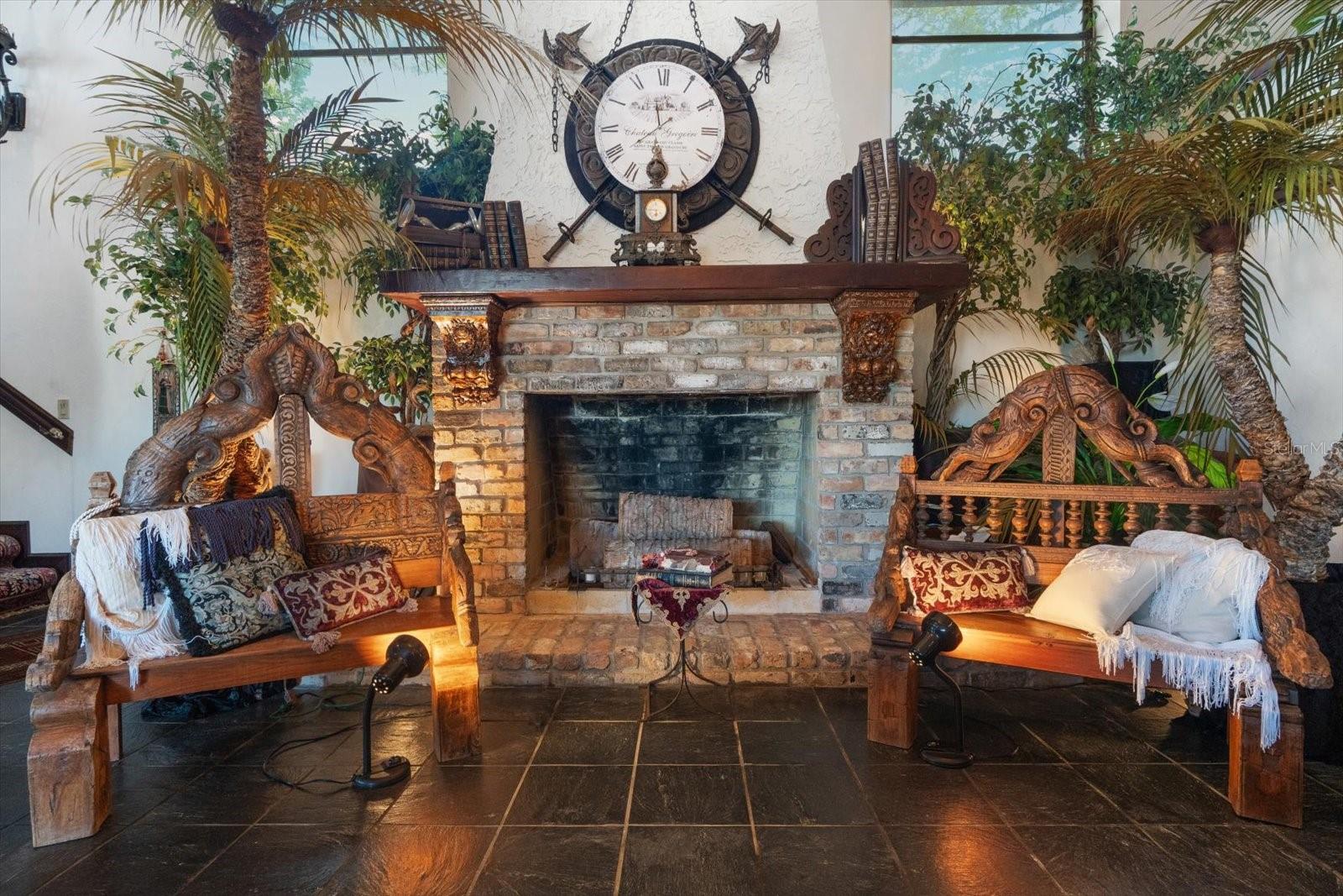 1010 JOHN ANDERSON DR