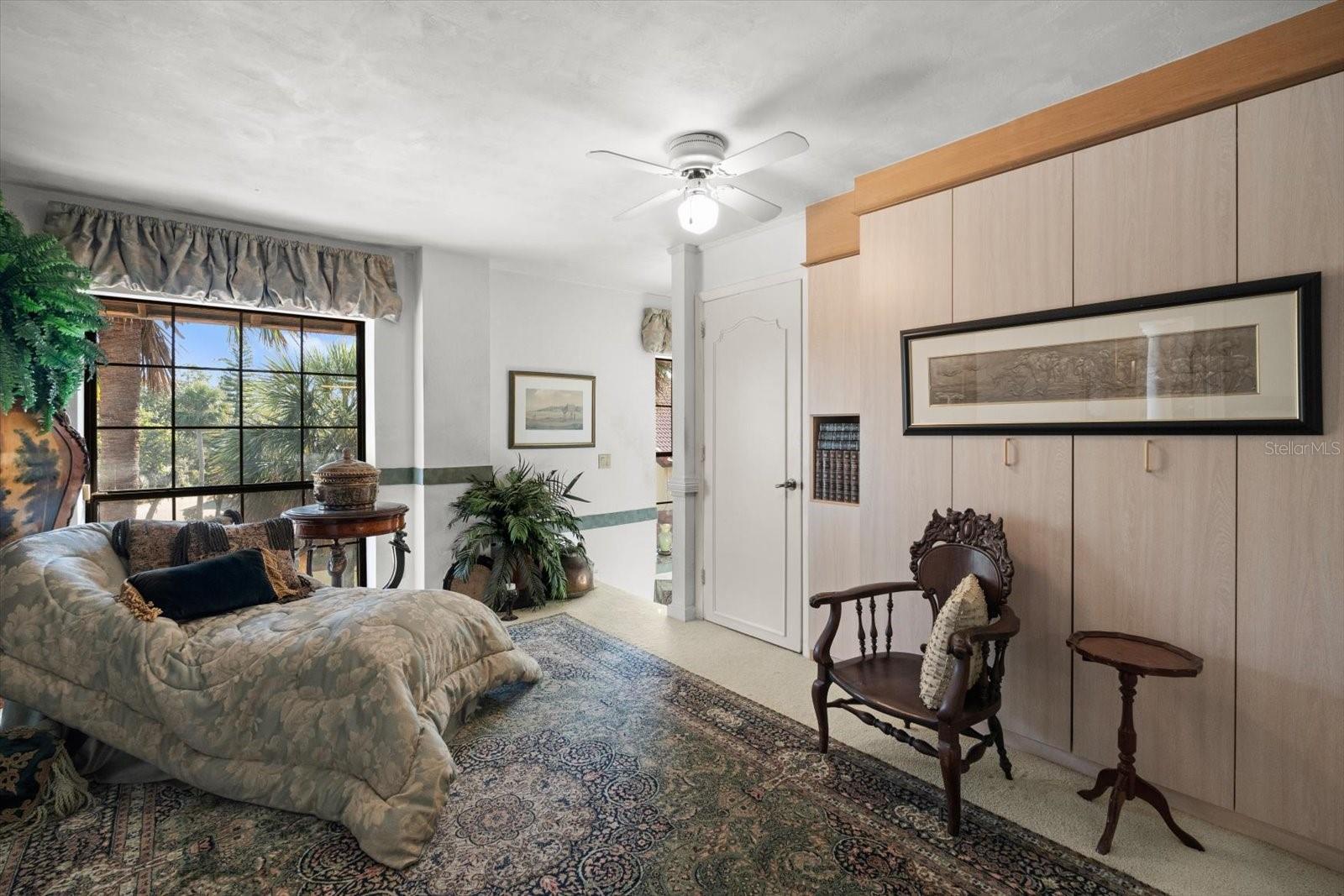 1010 JOHN ANDERSON DR