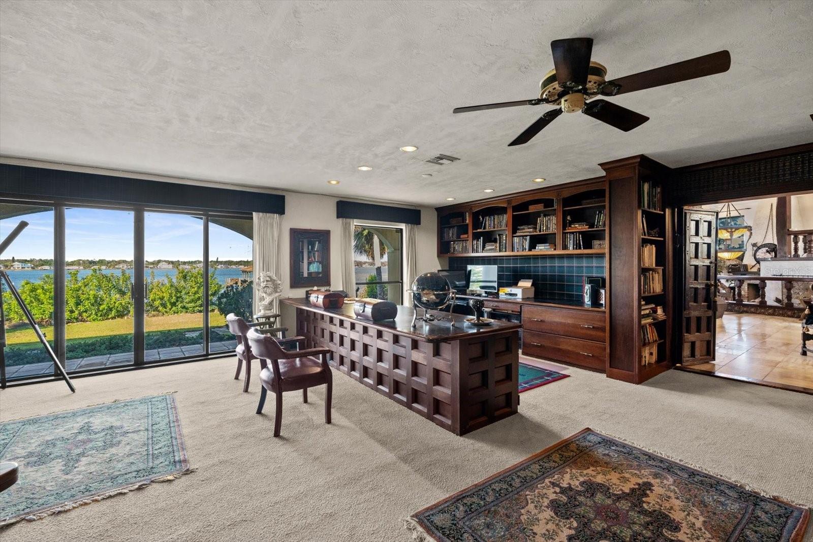 1010 JOHN ANDERSON DR