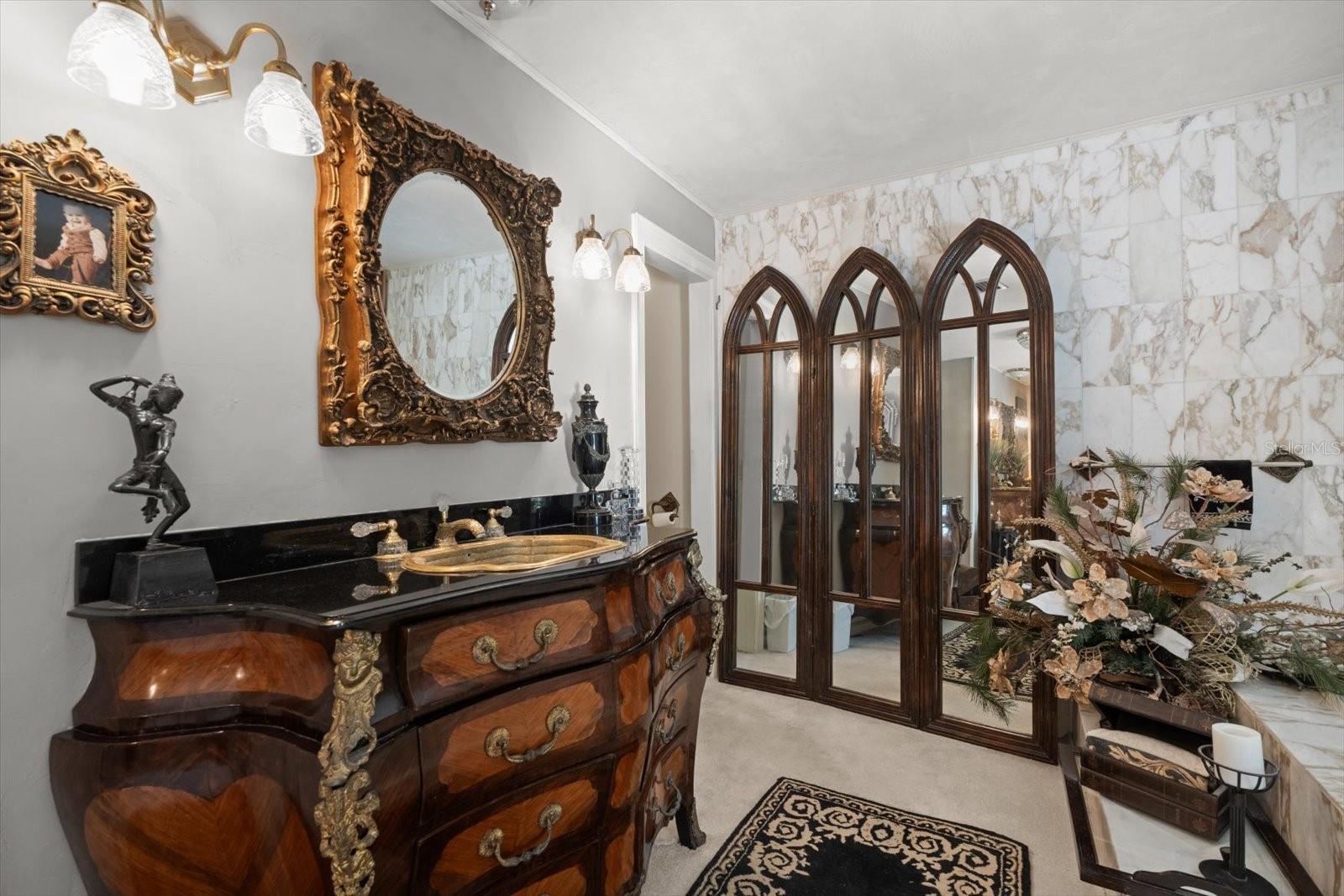 1010 JOHN ANDERSON DR