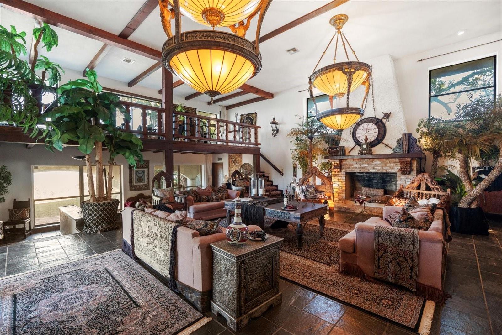 1010 JOHN ANDERSON DR