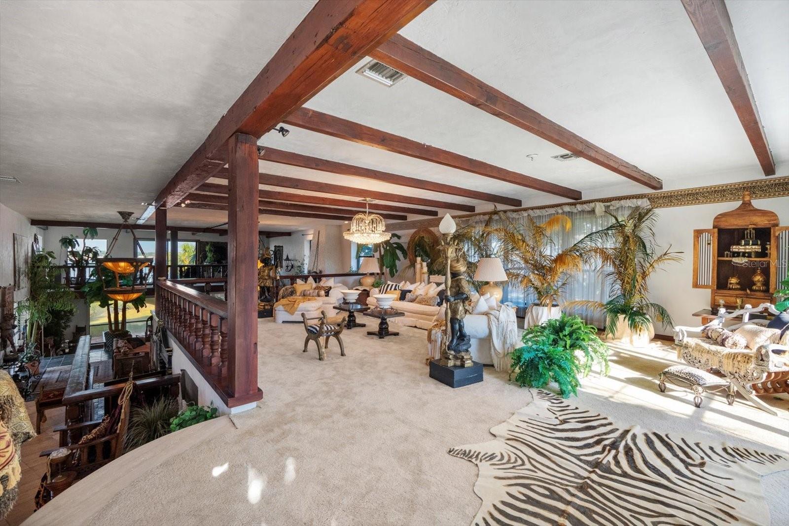 1010 JOHN ANDERSON DR