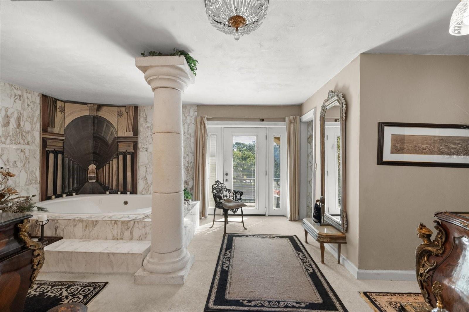 1010 JOHN ANDERSON DR