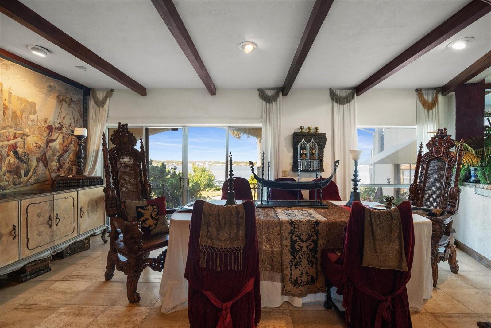 1010 JOHN ANDERSON DR