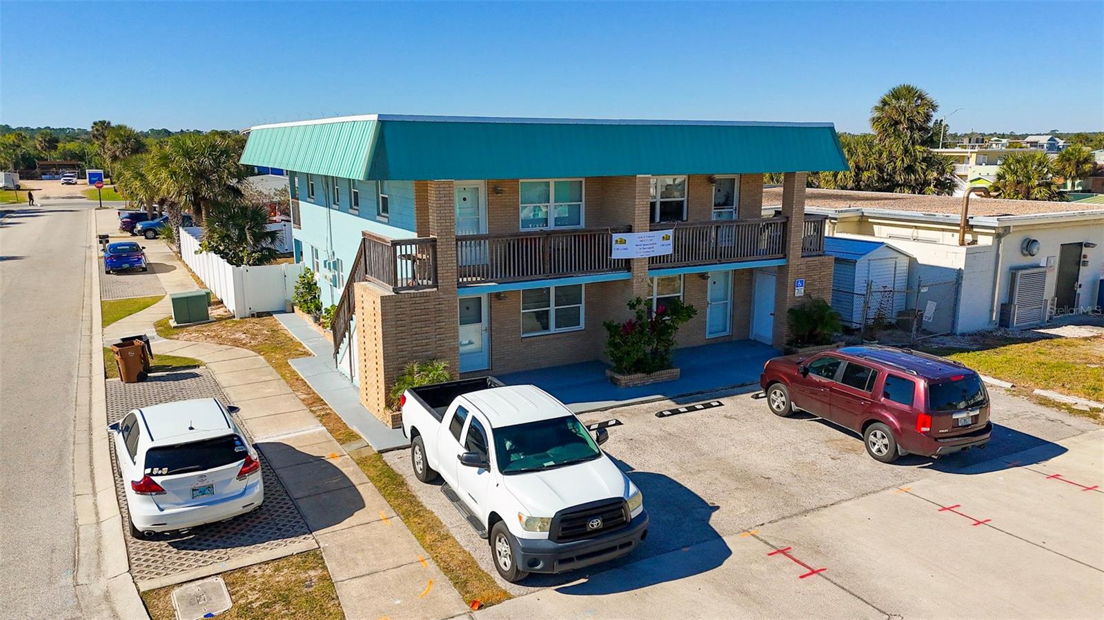 212 S DAYTONA AVE #1