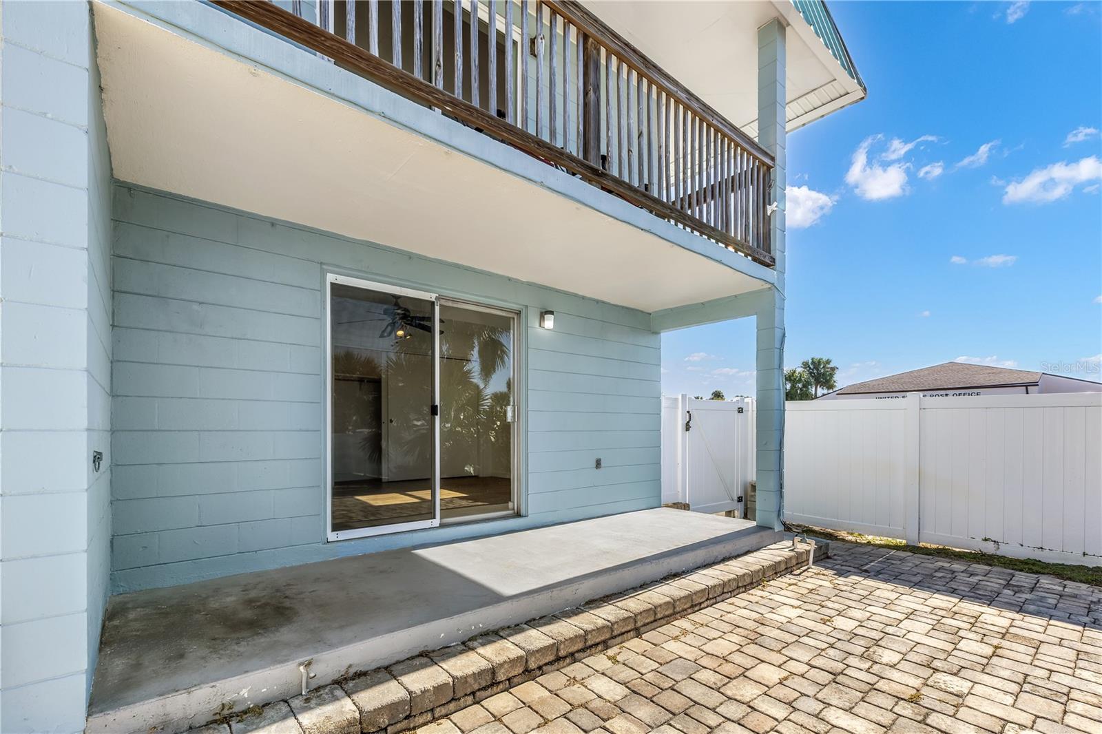 212 S DAYTONA AVE #1