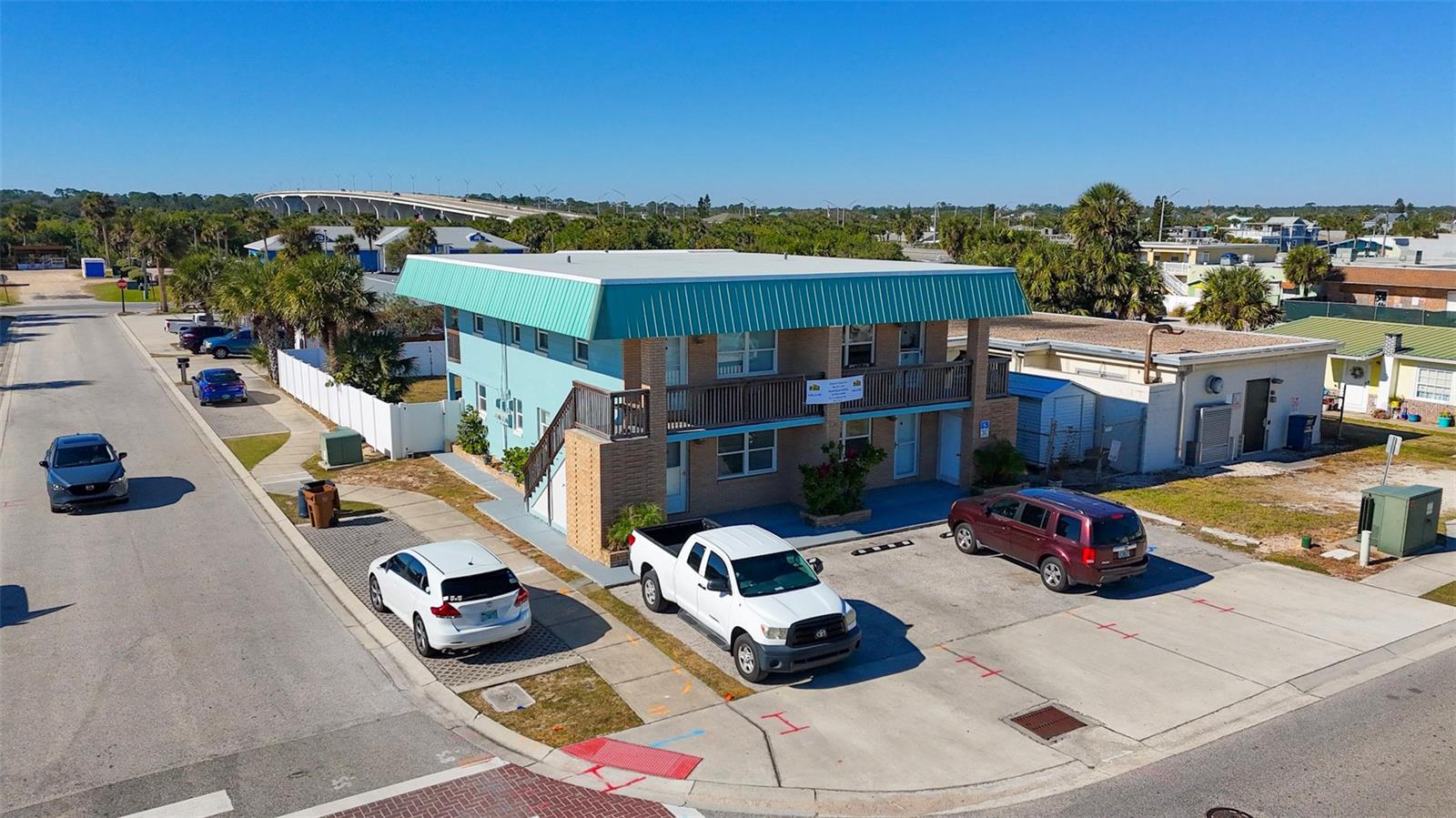 212 S DAYTONA AVE #2
