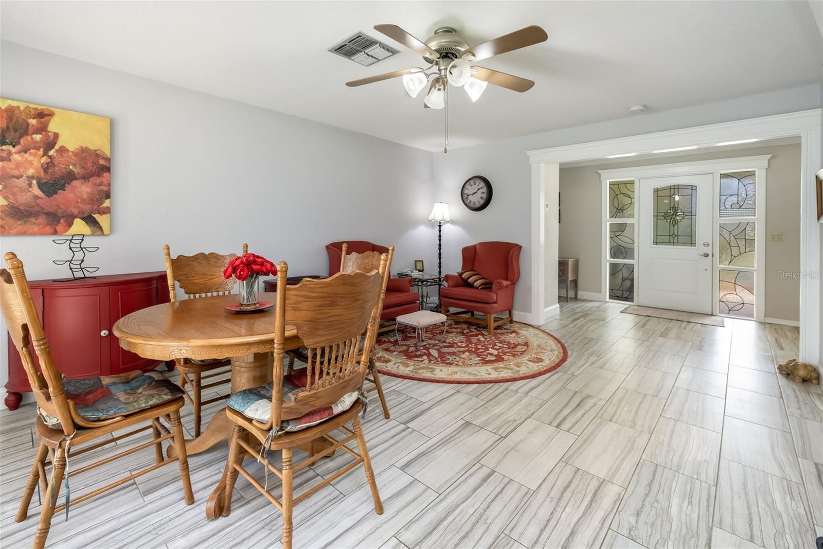 8 COURTNEY PL