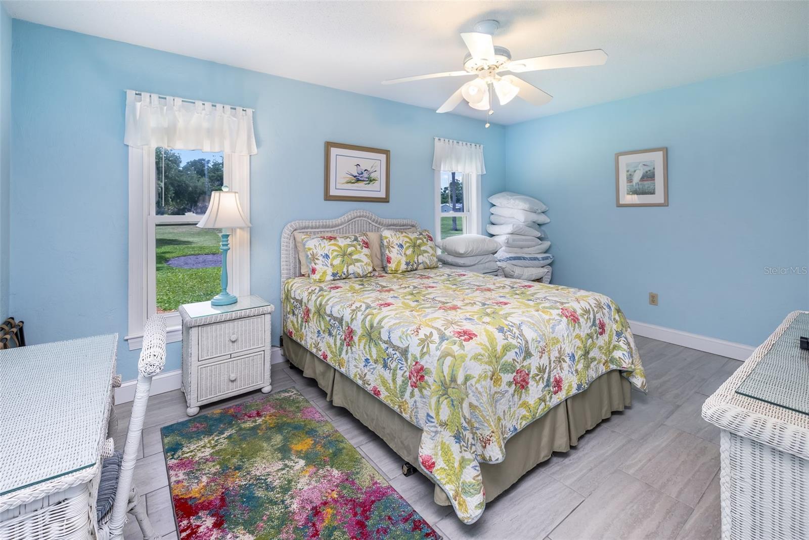 8 COURTNEY PL