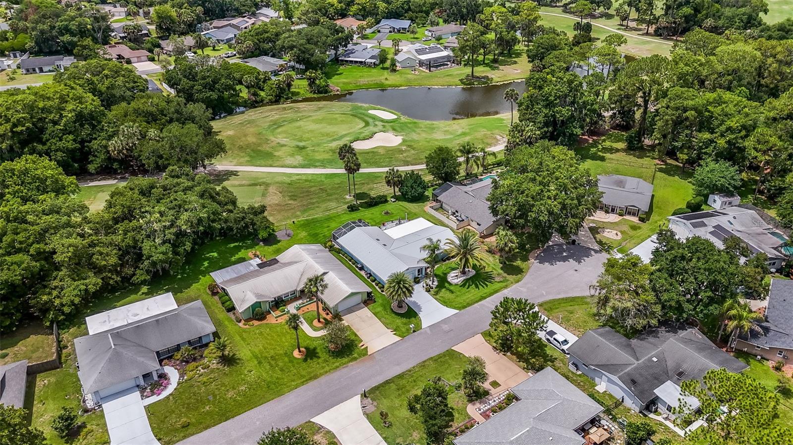 8 COURTNEY PL