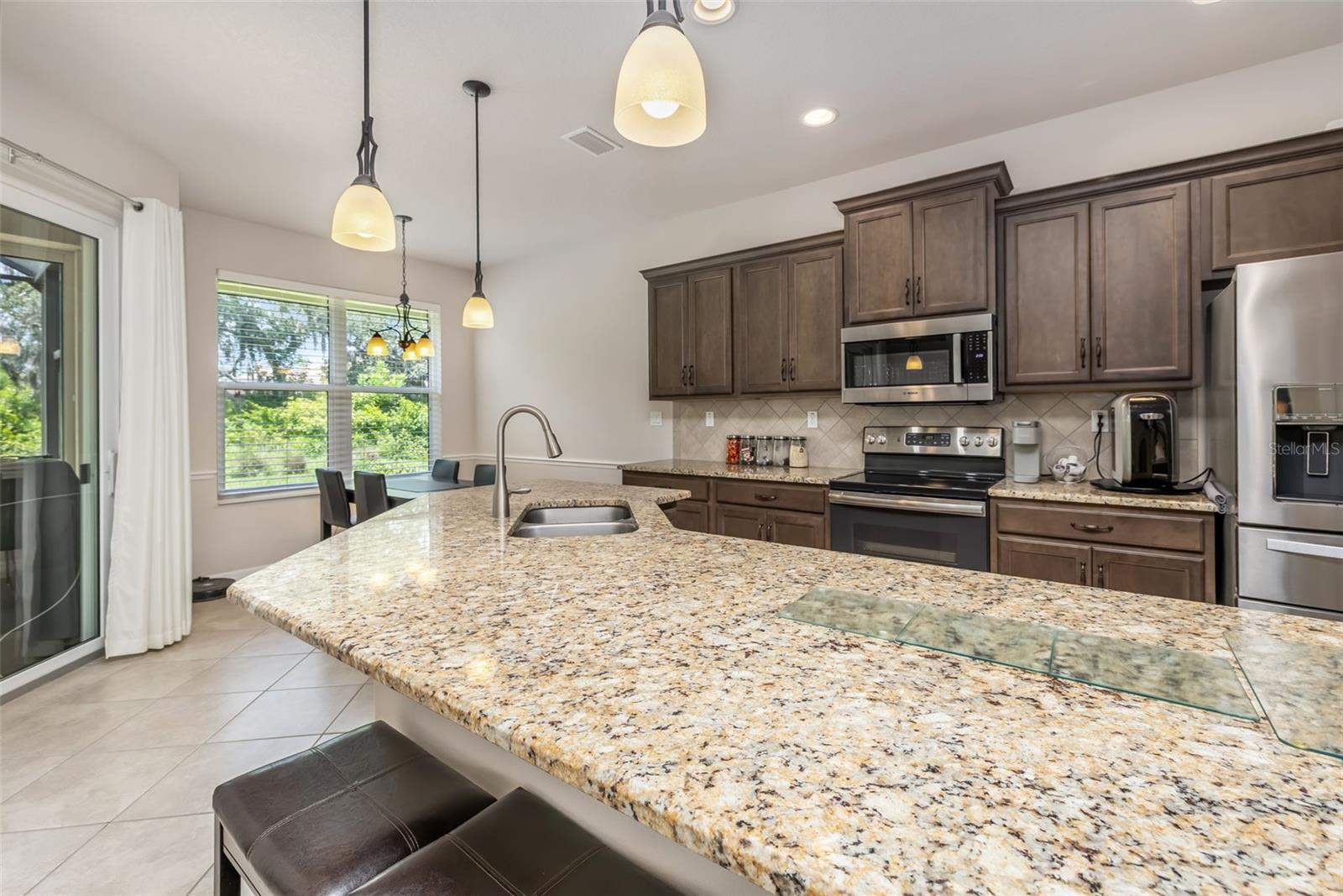 15 ARENA LAKE DR