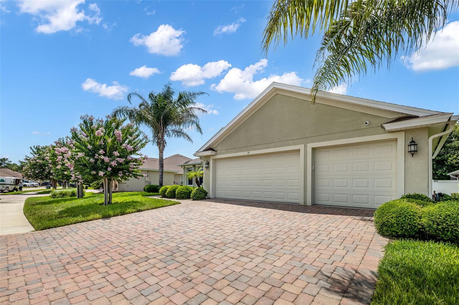 15 ARENA LAKE DR