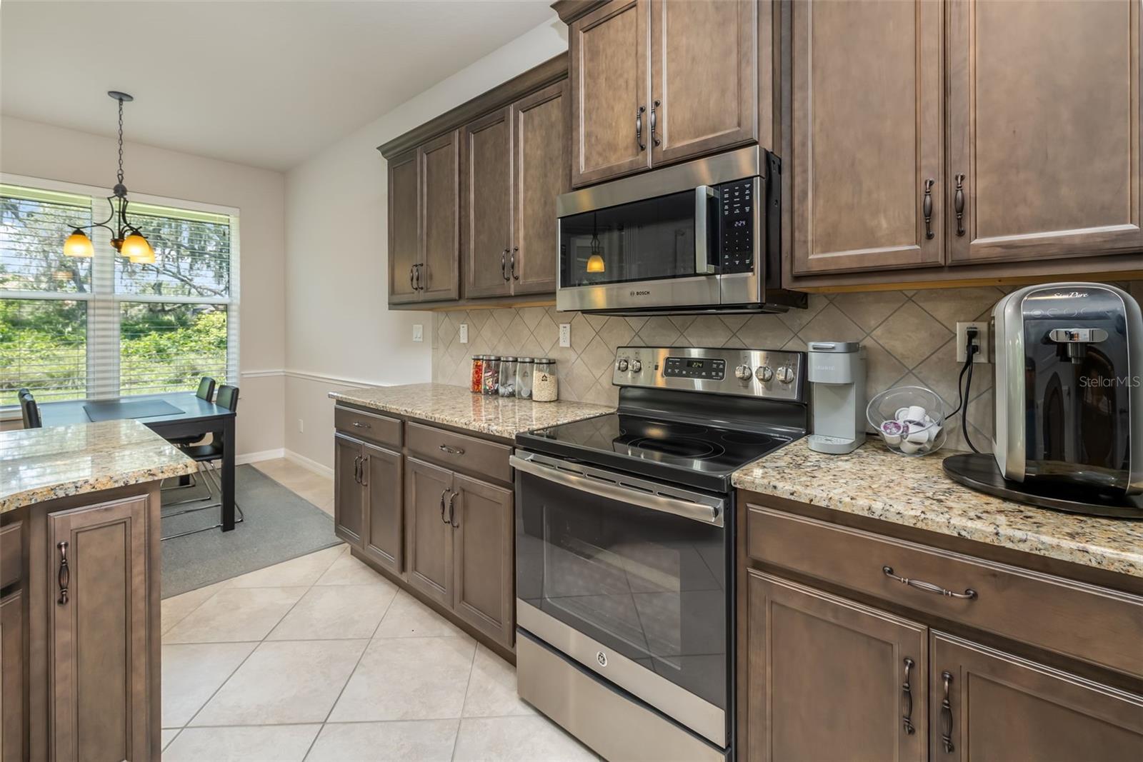 15 ARENA LAKE DR