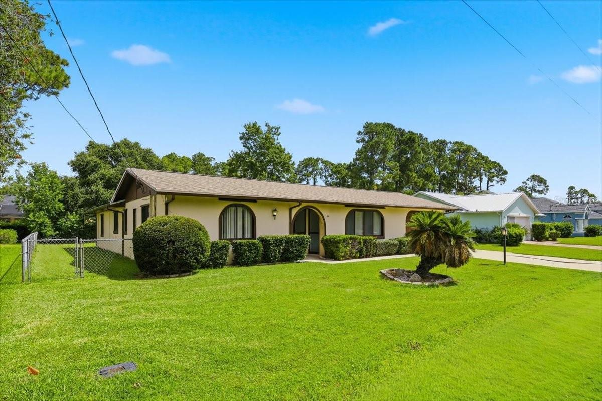 10 FENWICK LN