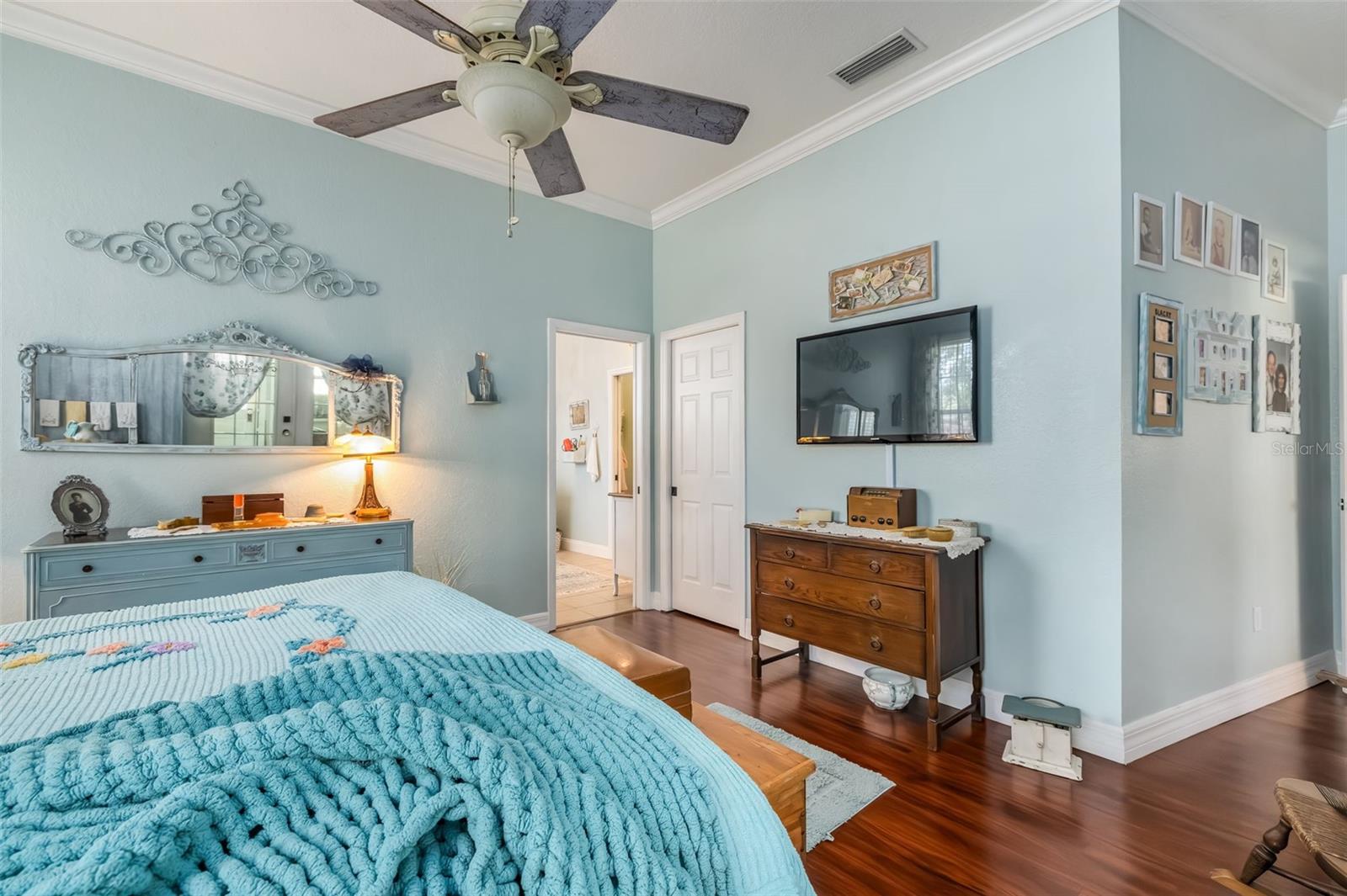 54 EDITH POPE DR