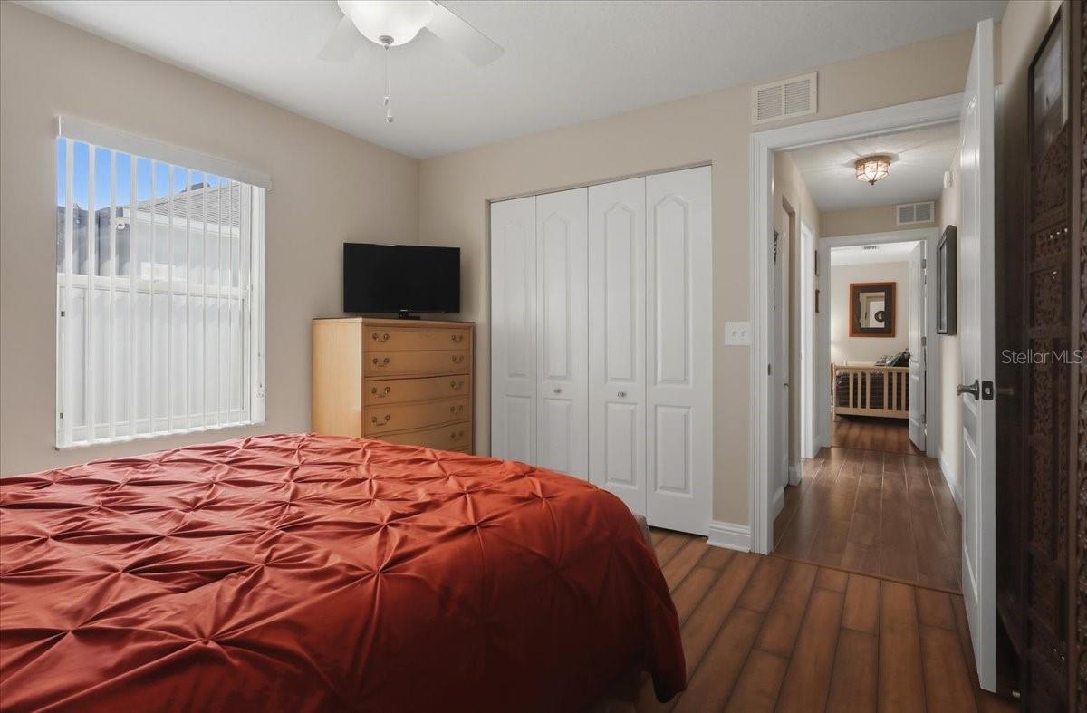 13 BAYSIDE DR