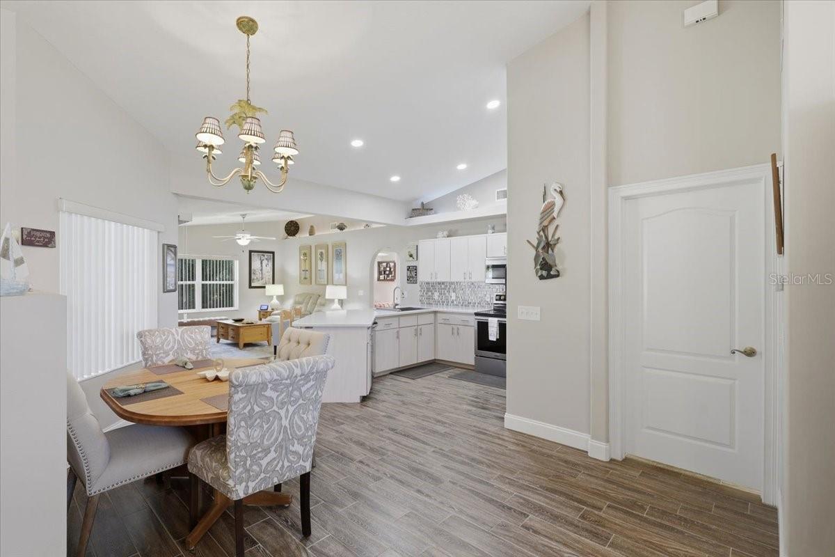 13 BAYSIDE DR