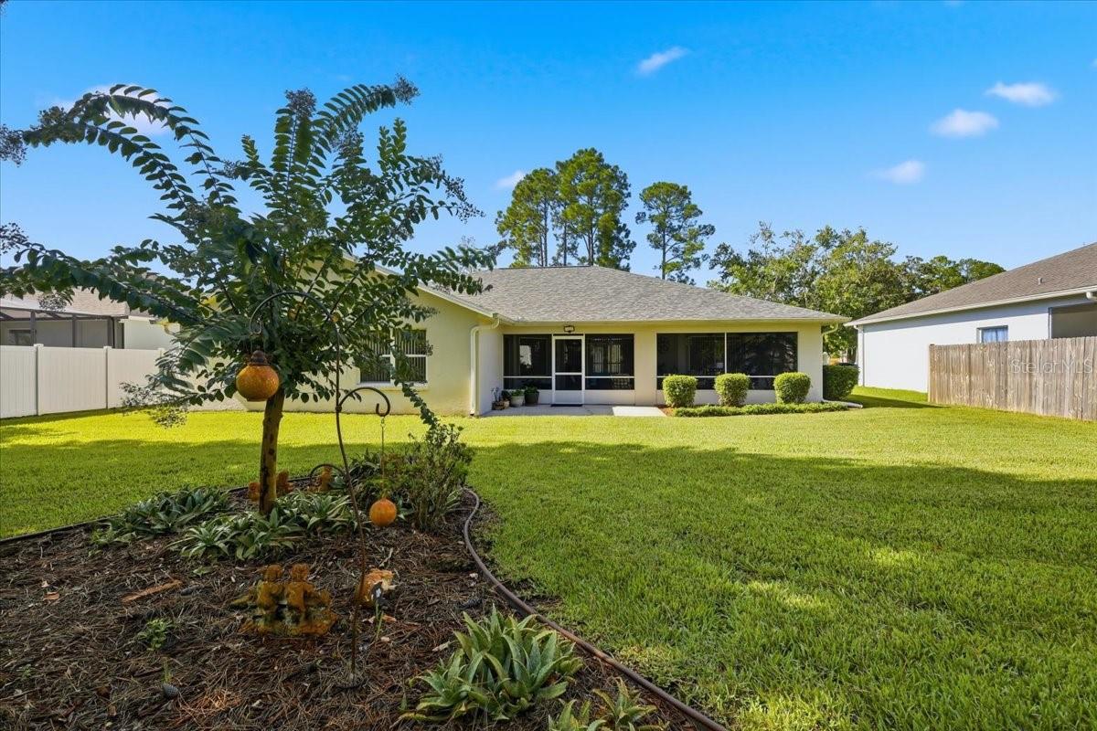 13 BAYSIDE DR