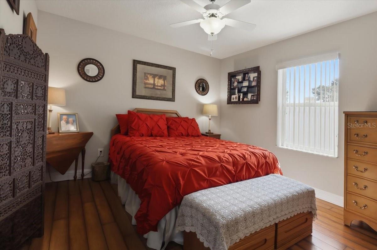 13 BAYSIDE DR