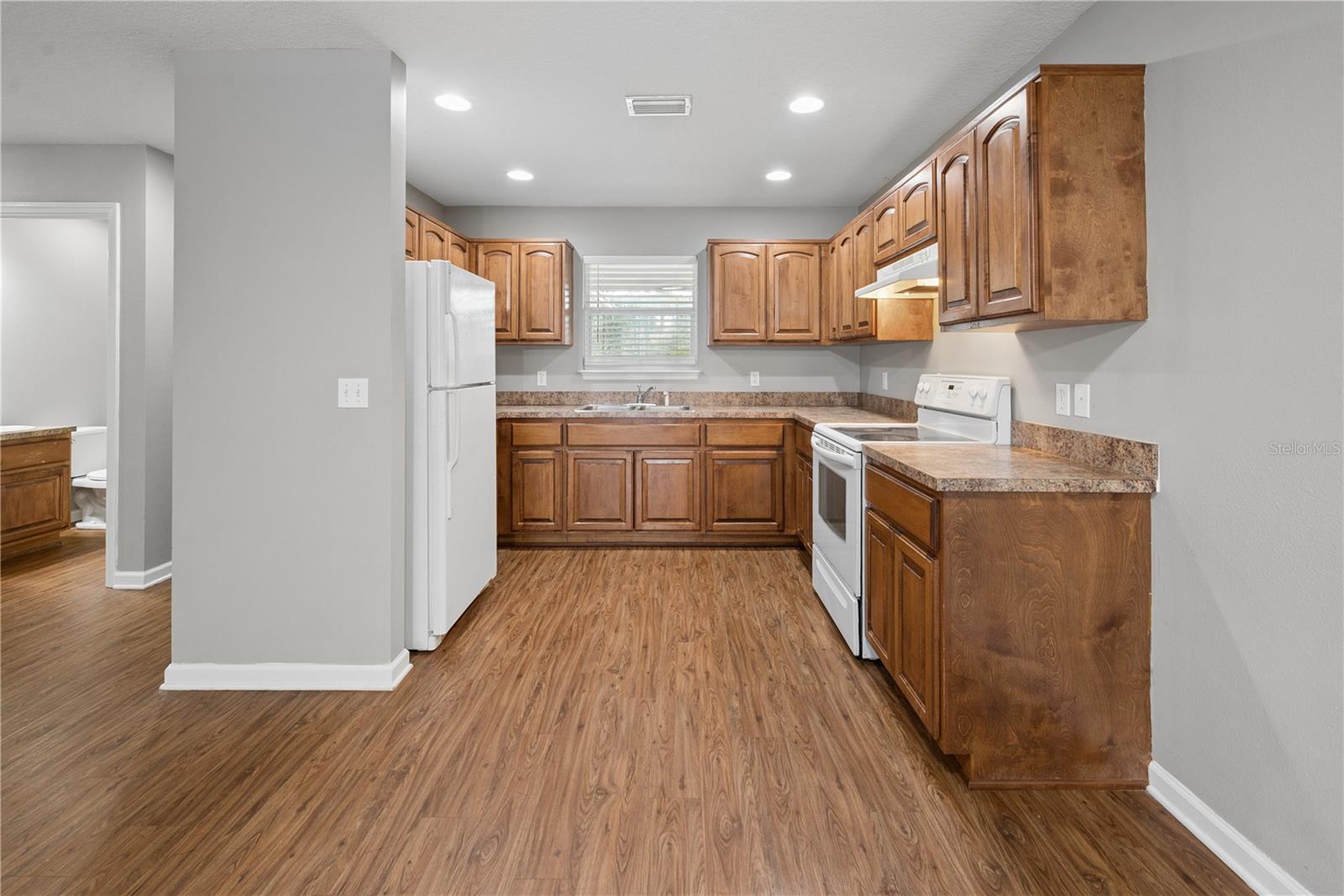 226 BRADFORD DR