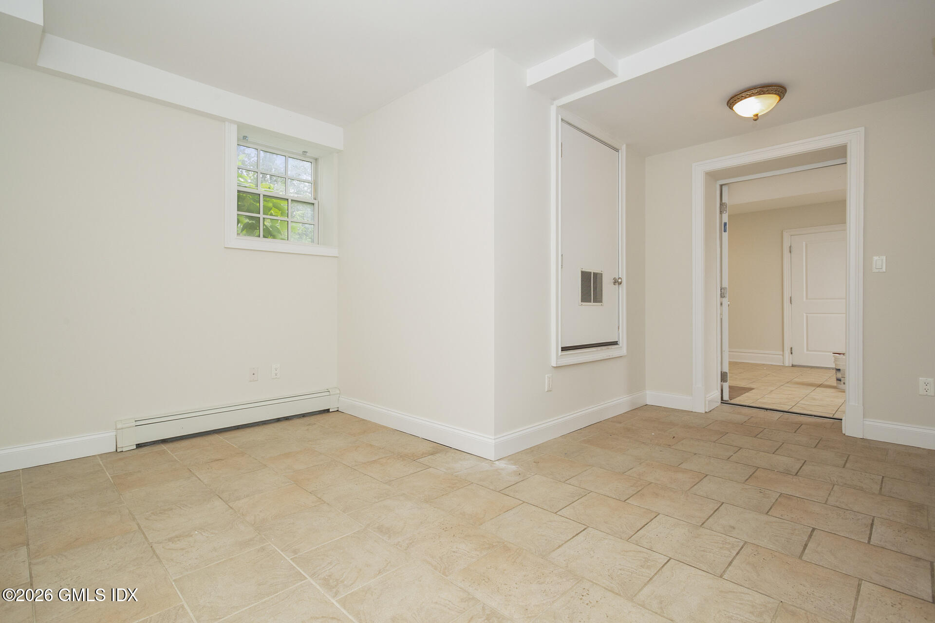 146 E Elm Street B