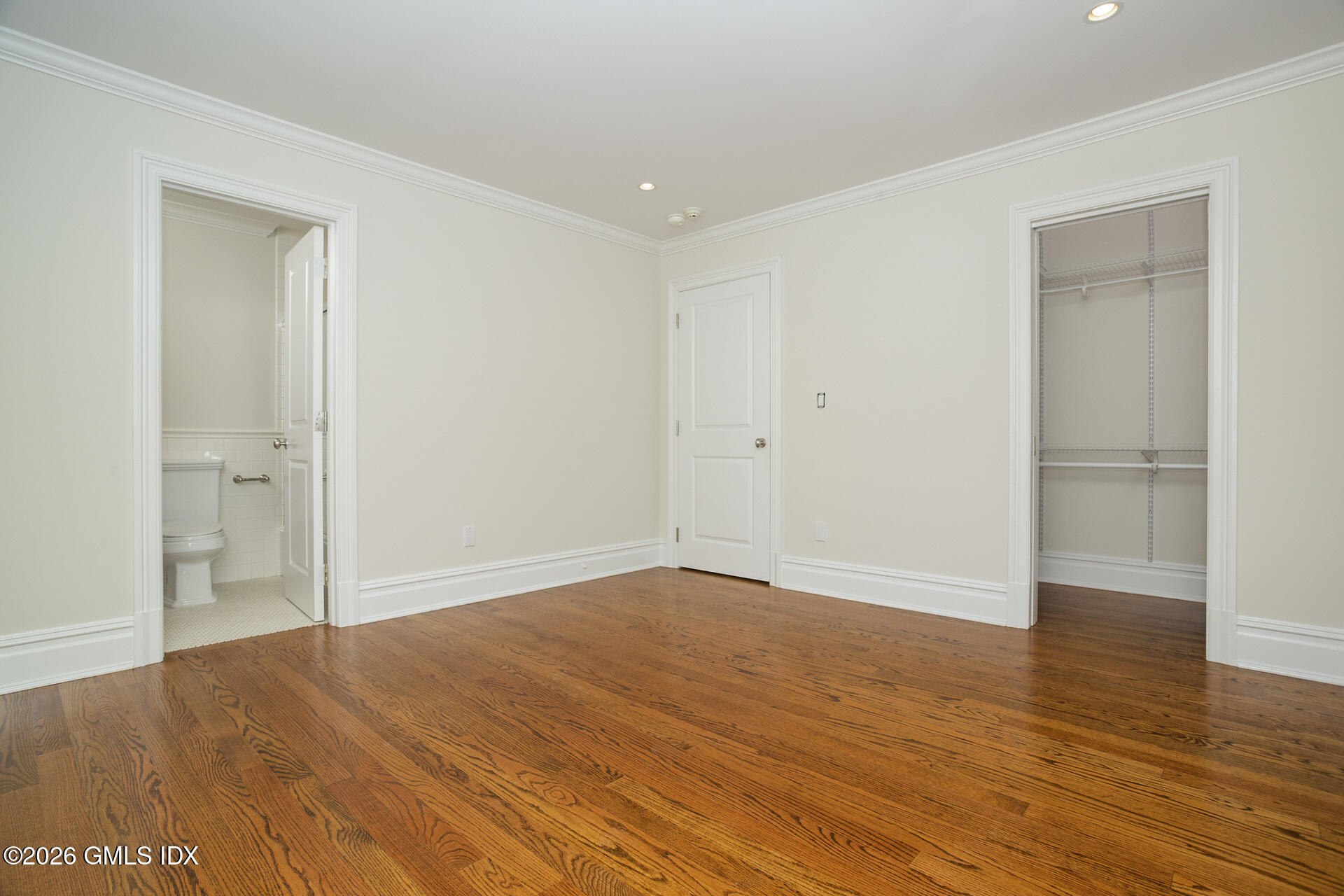 146 E Elm Street B