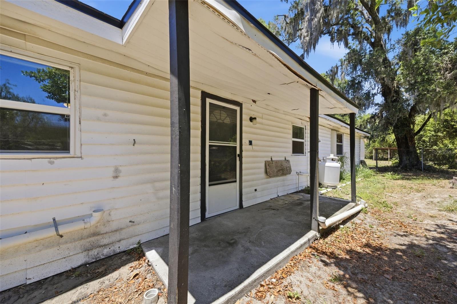 11410 THOMAS RD
