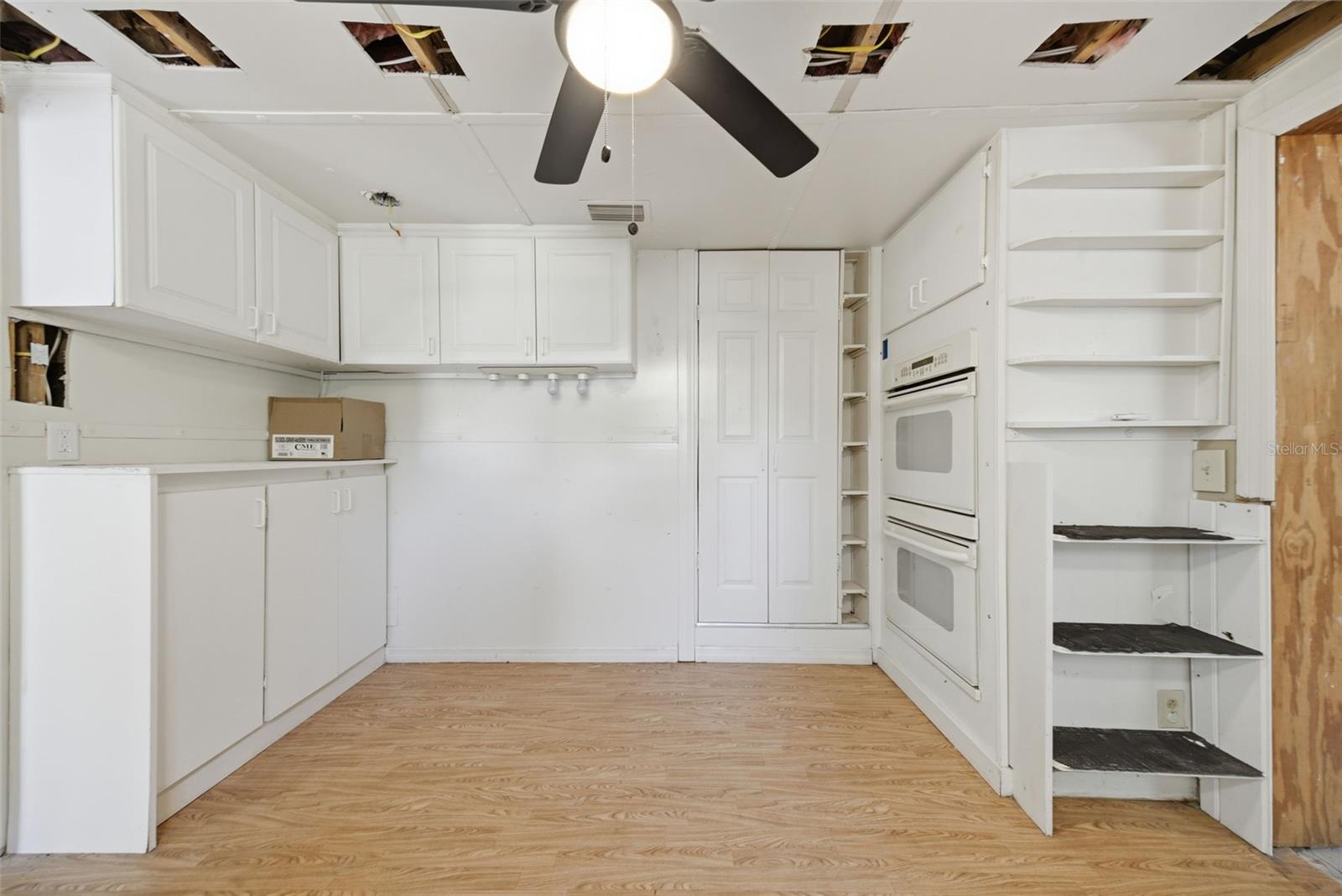 11410 THOMAS RD