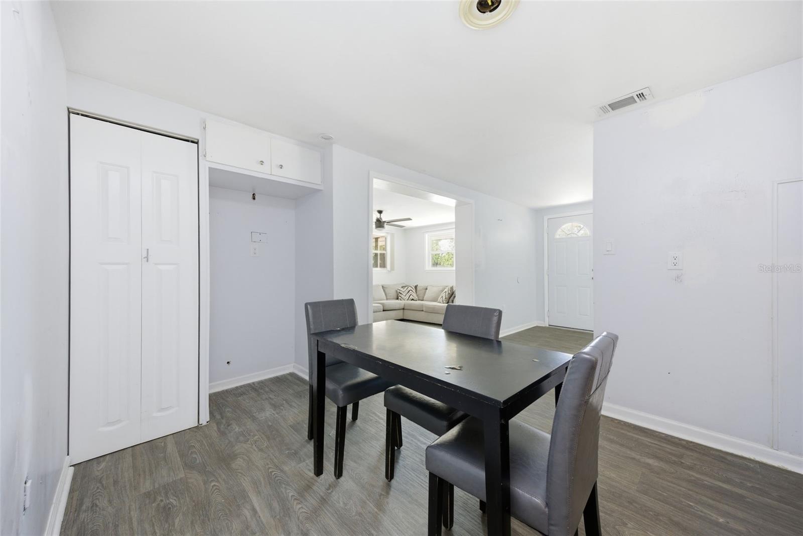 11410 THOMAS RD