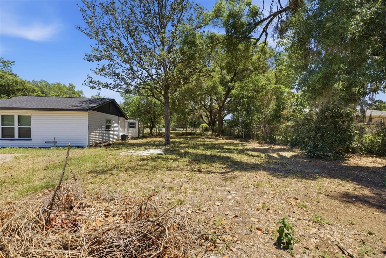11410 THOMAS RD