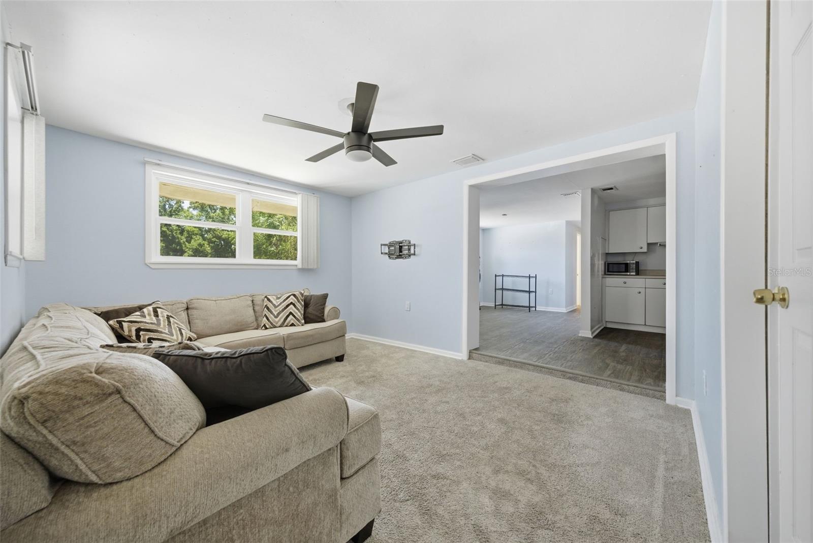 11410 THOMAS RD