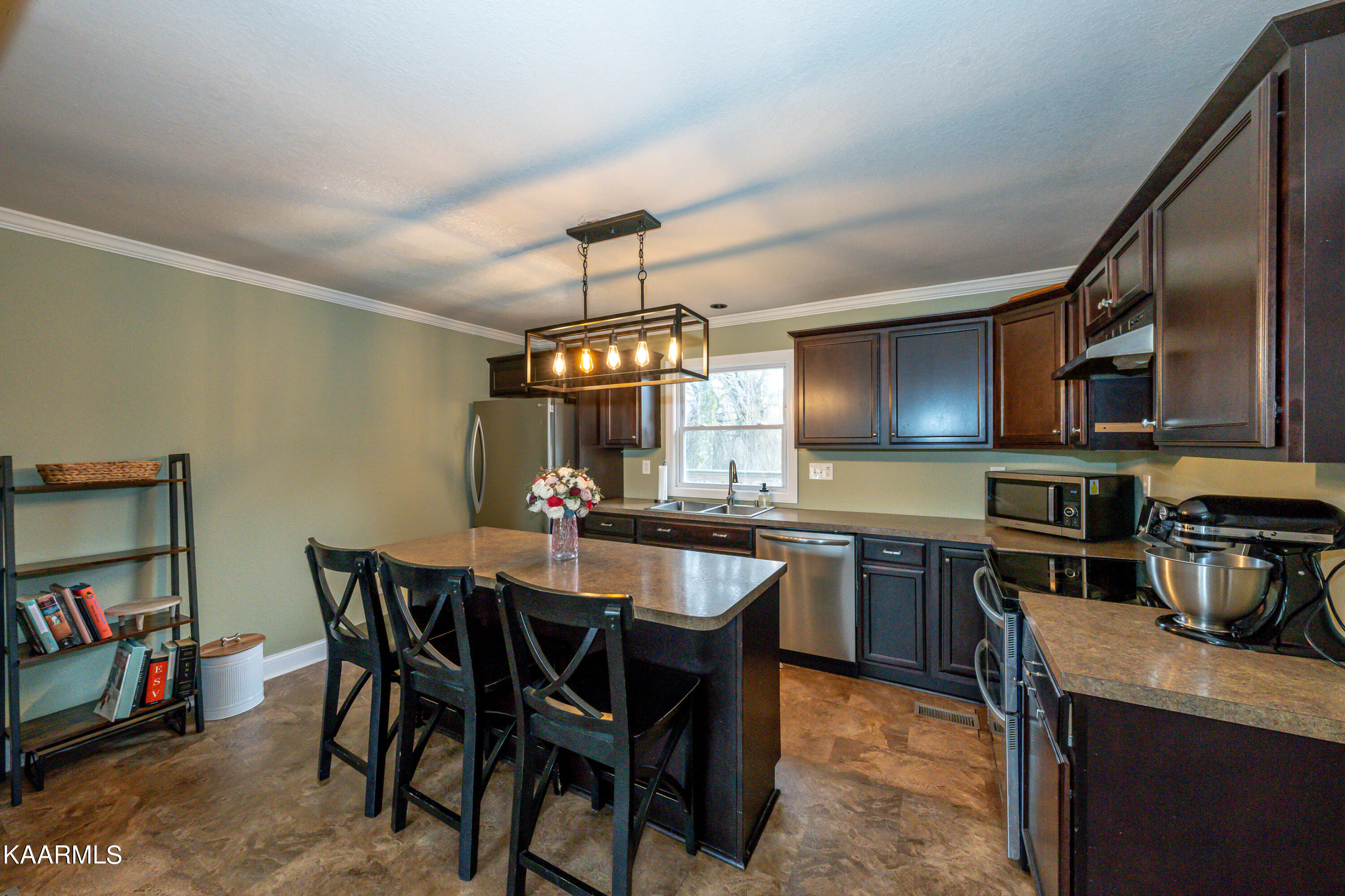 3706 Miser Station Rd