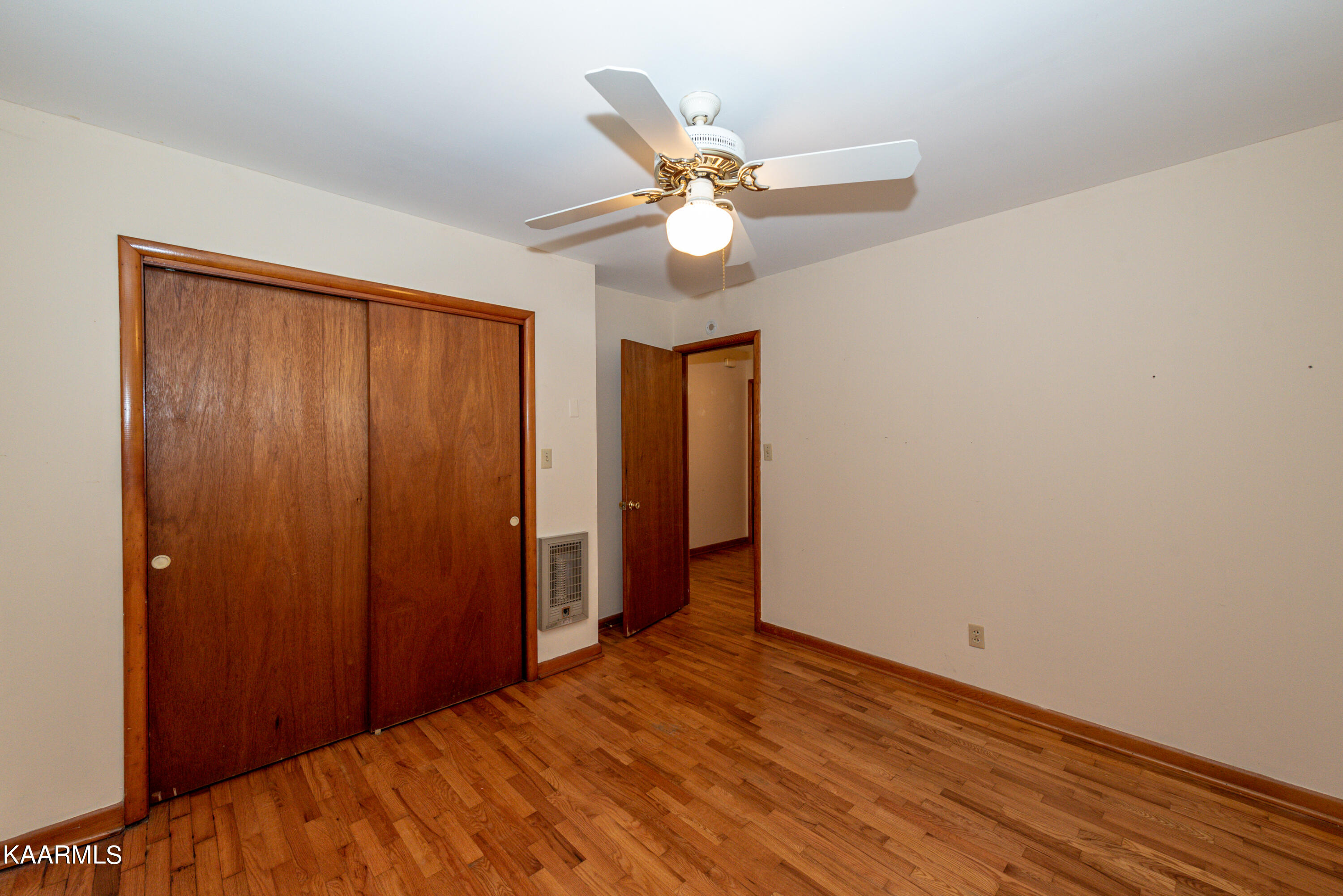 132 Mountain Ave