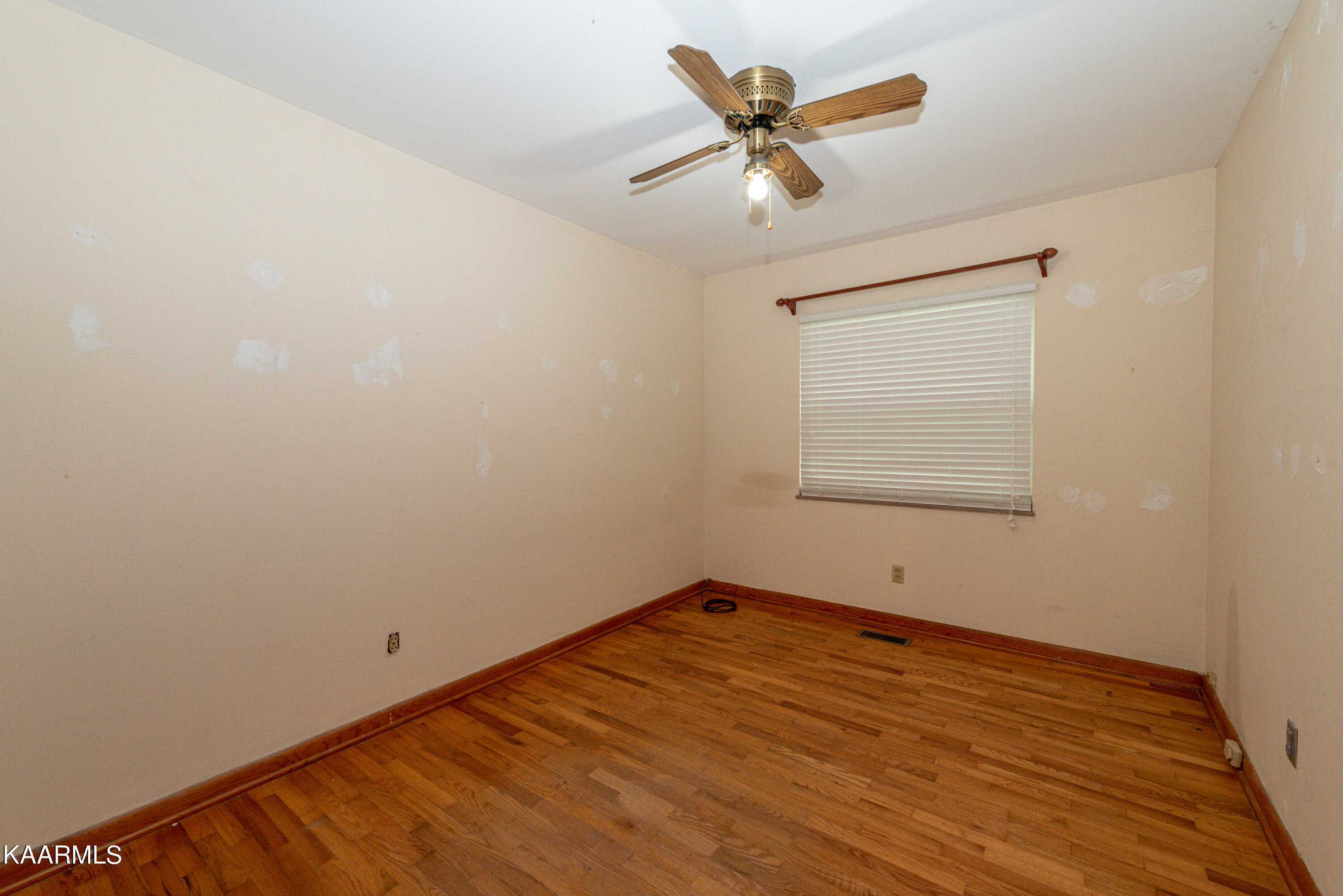 132 Mountain Ave