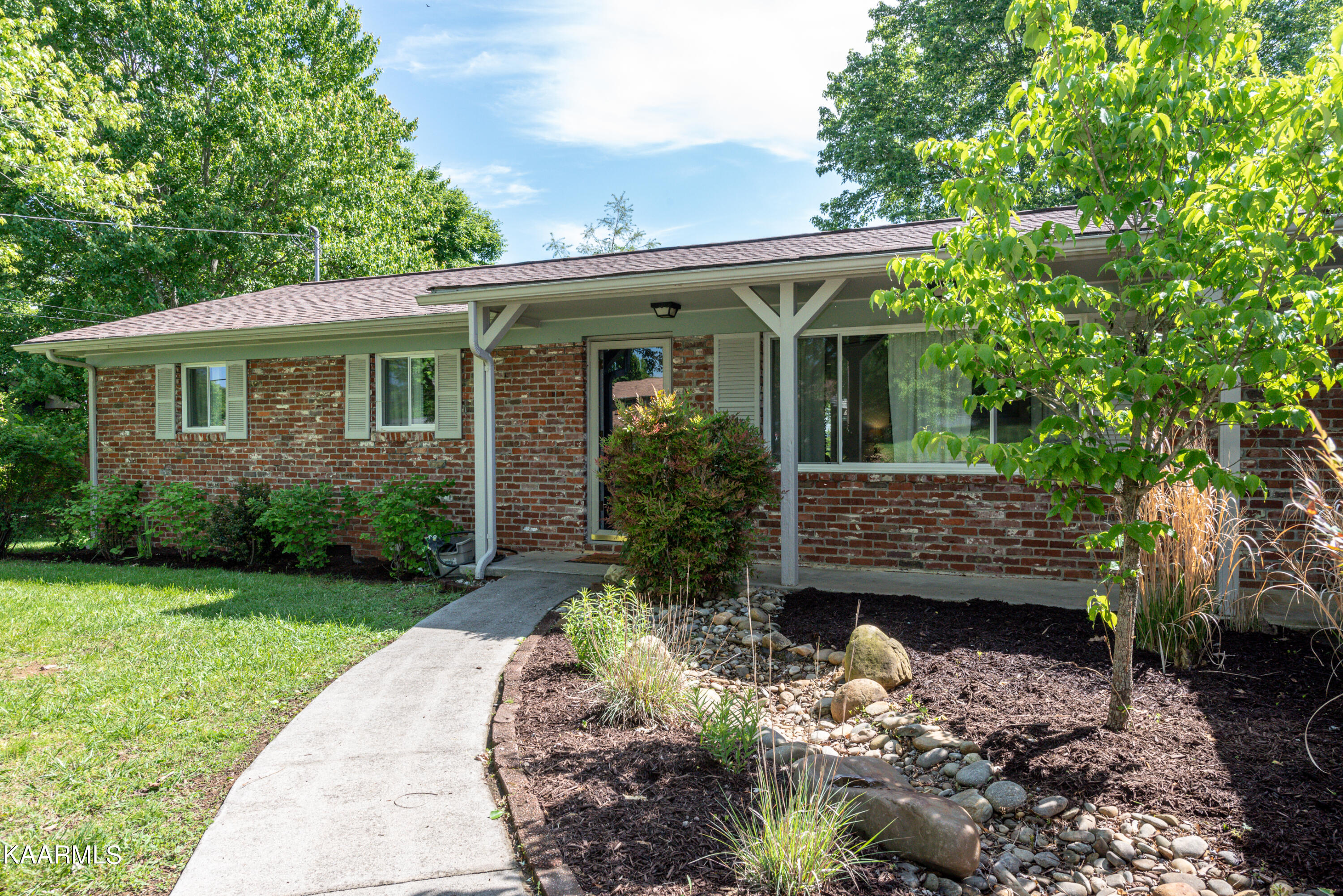 216 Arbor Drive