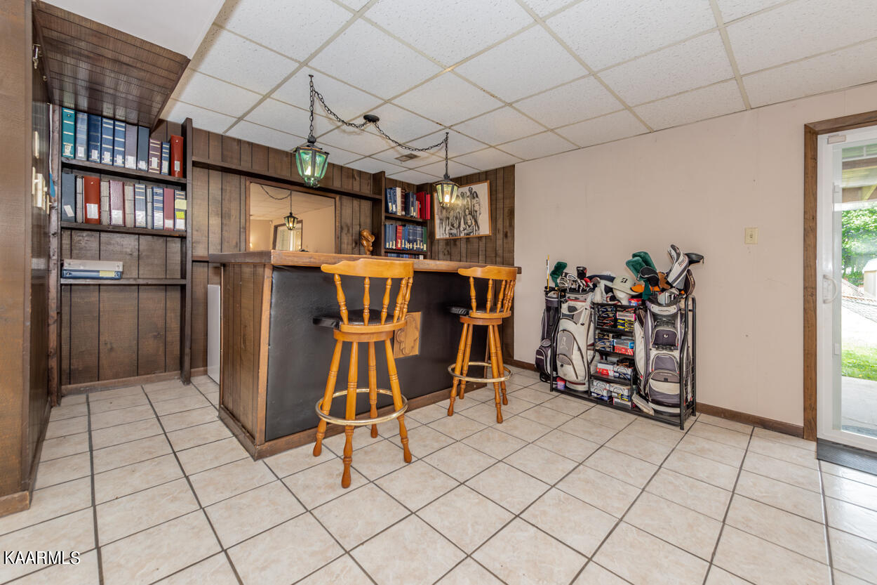 559 Burnett Station Rd