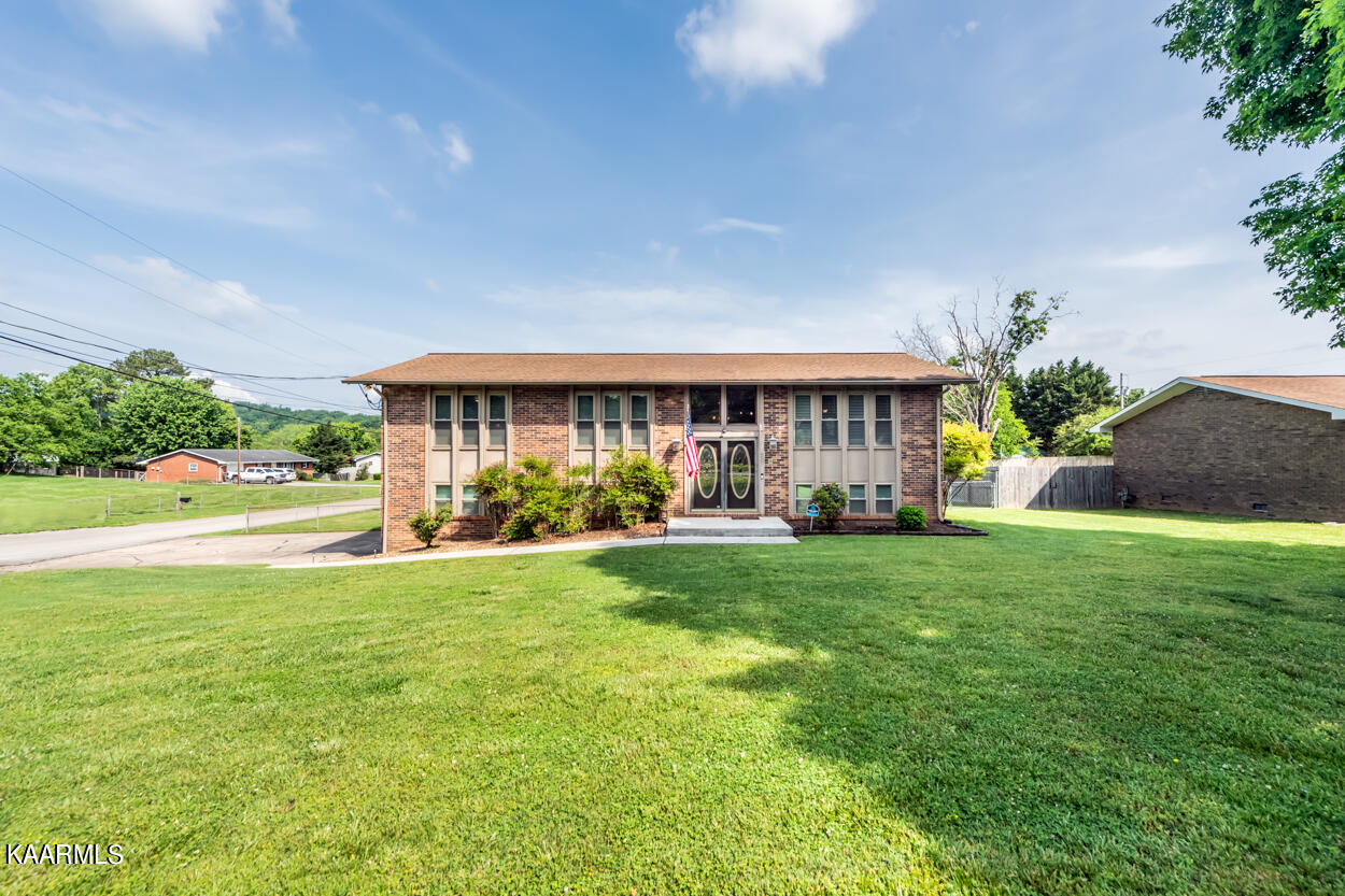 559 Burnett Station Rd