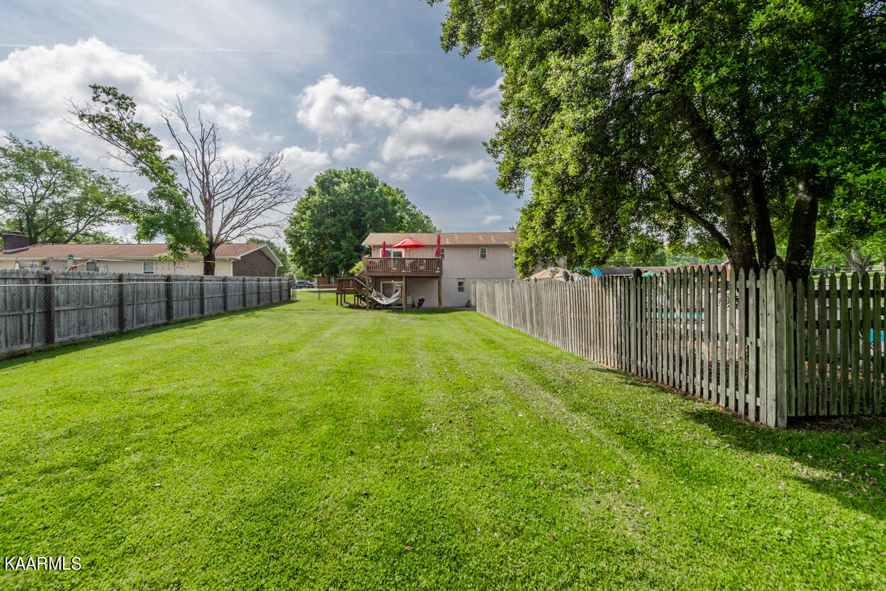 559 Burnett Station Rd