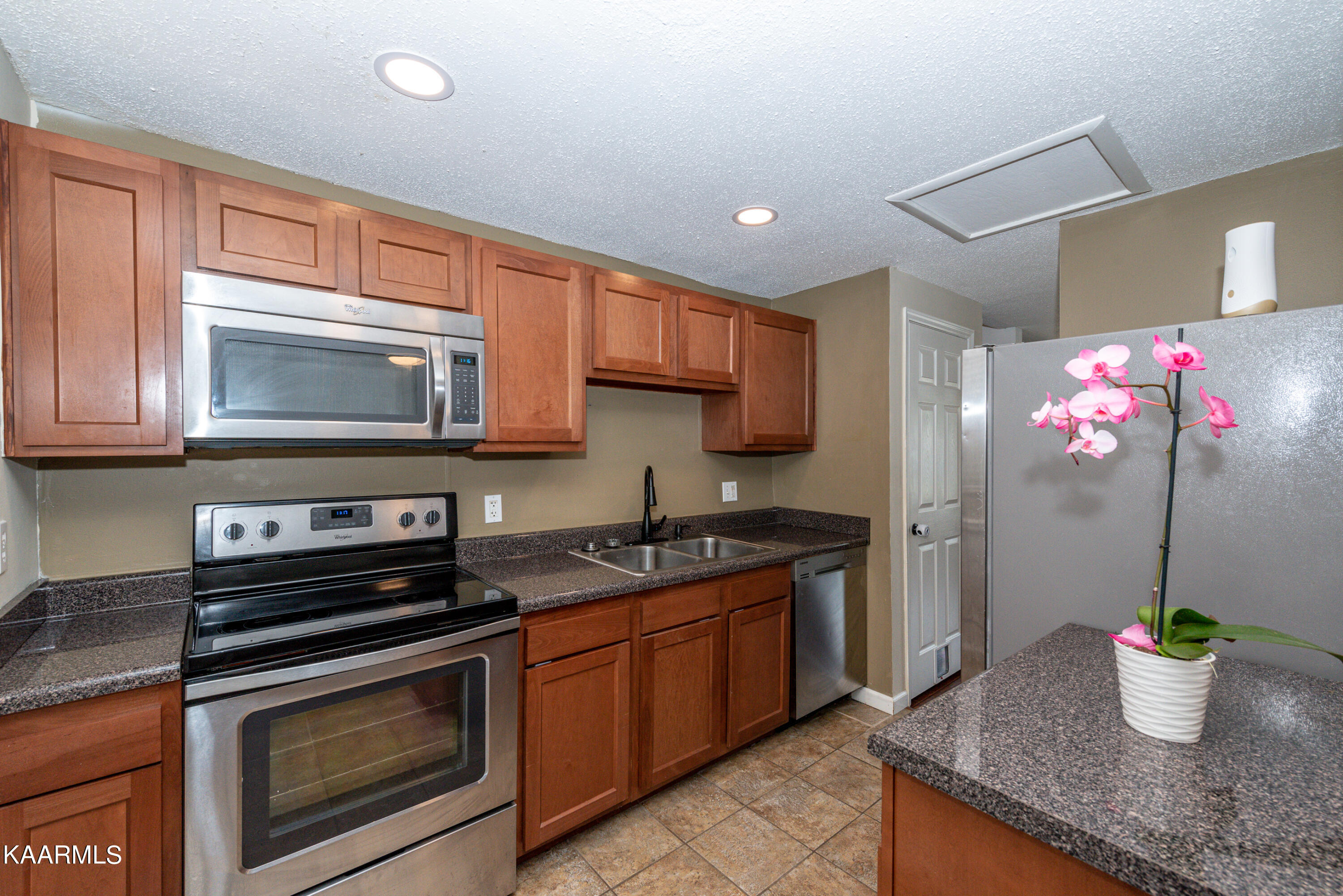 4316 Twin Pines Drive