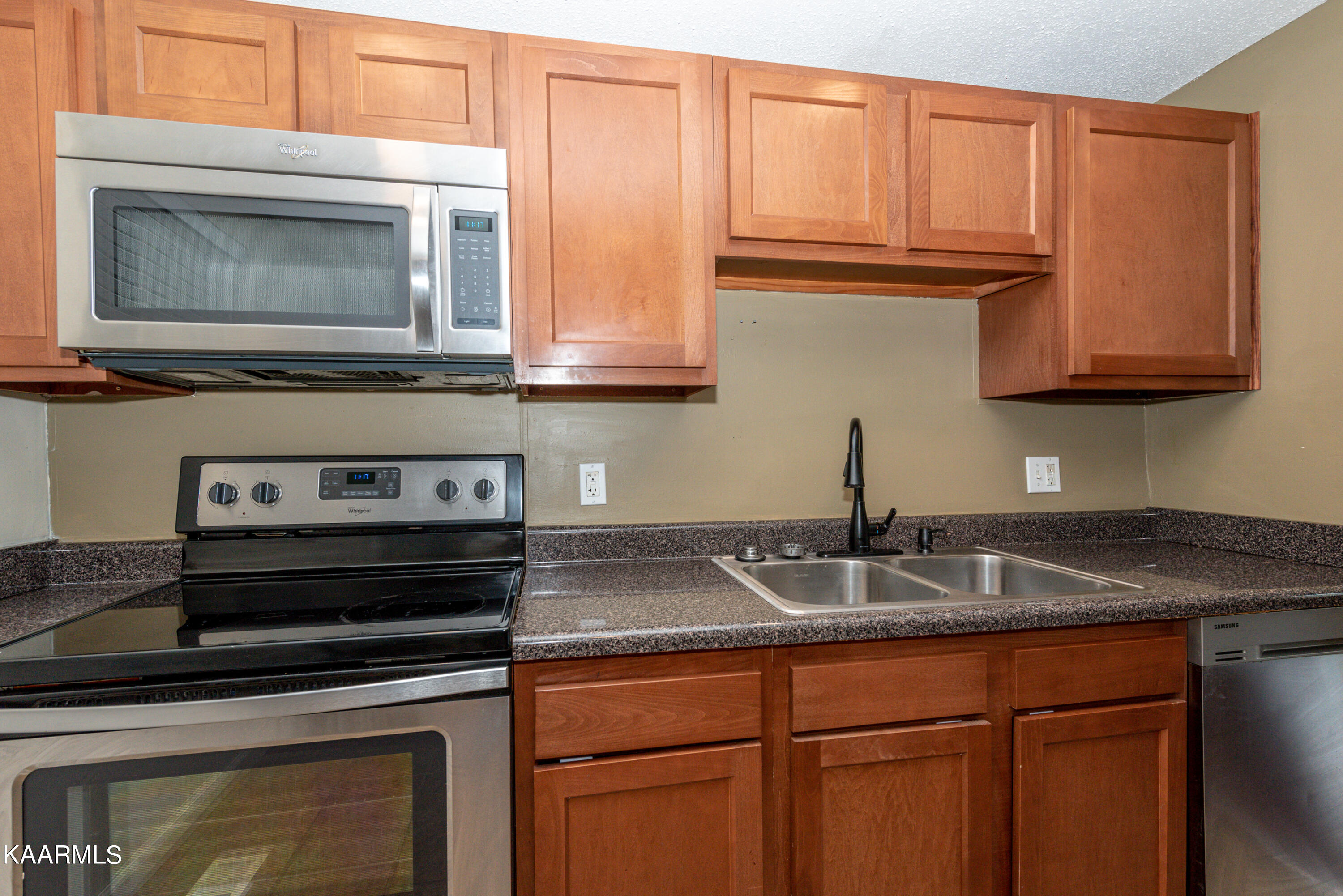 4316 Twin Pines Drive