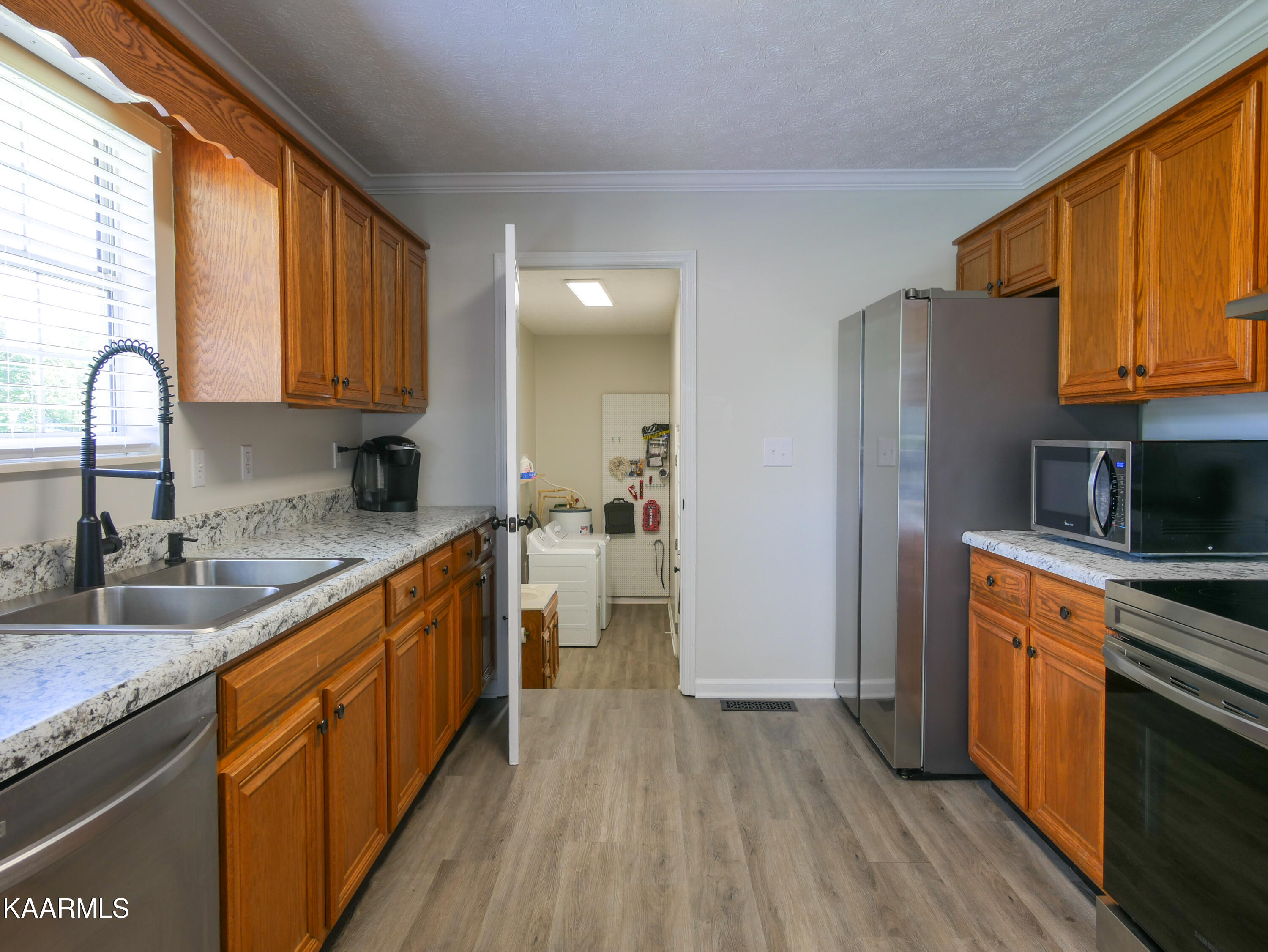 141 Meadow View Lane
