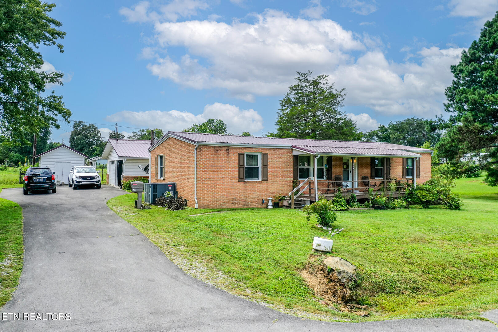 719 Coada Lane