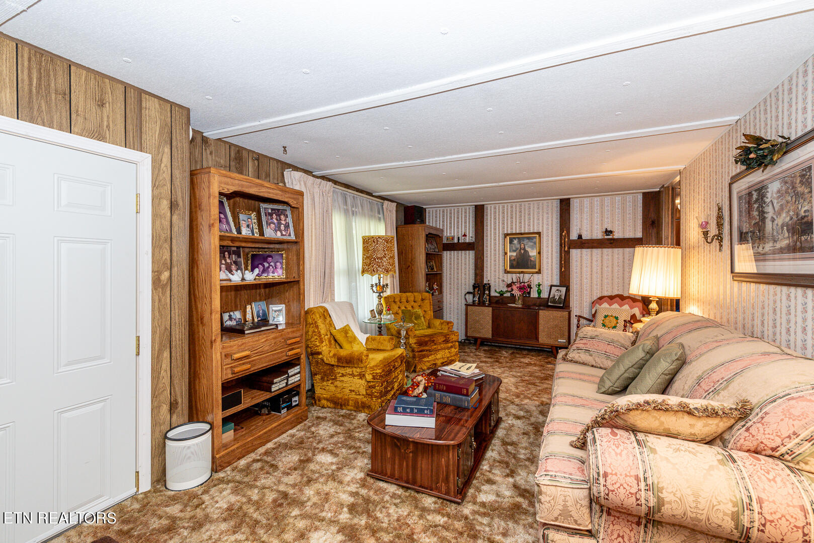 719 Coada Lane