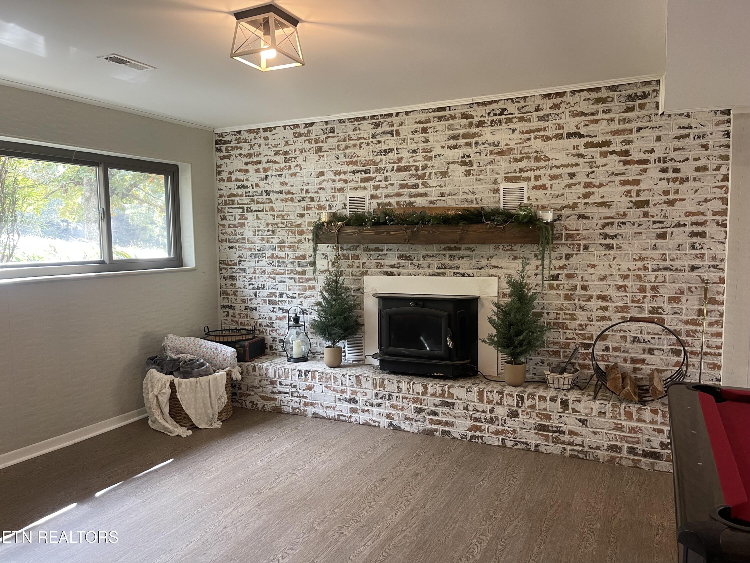 3401 Peppermint Hills Drive