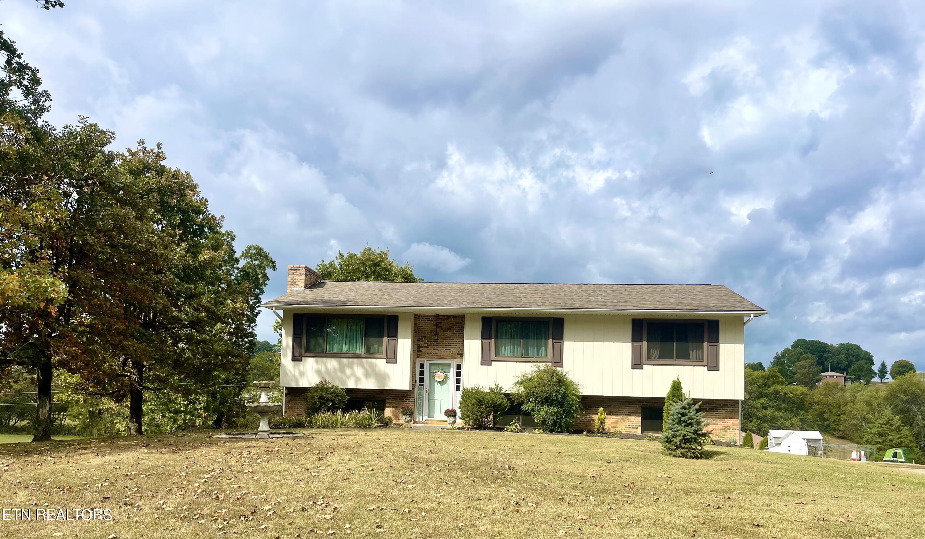 3401 Peppermint Hills Drive