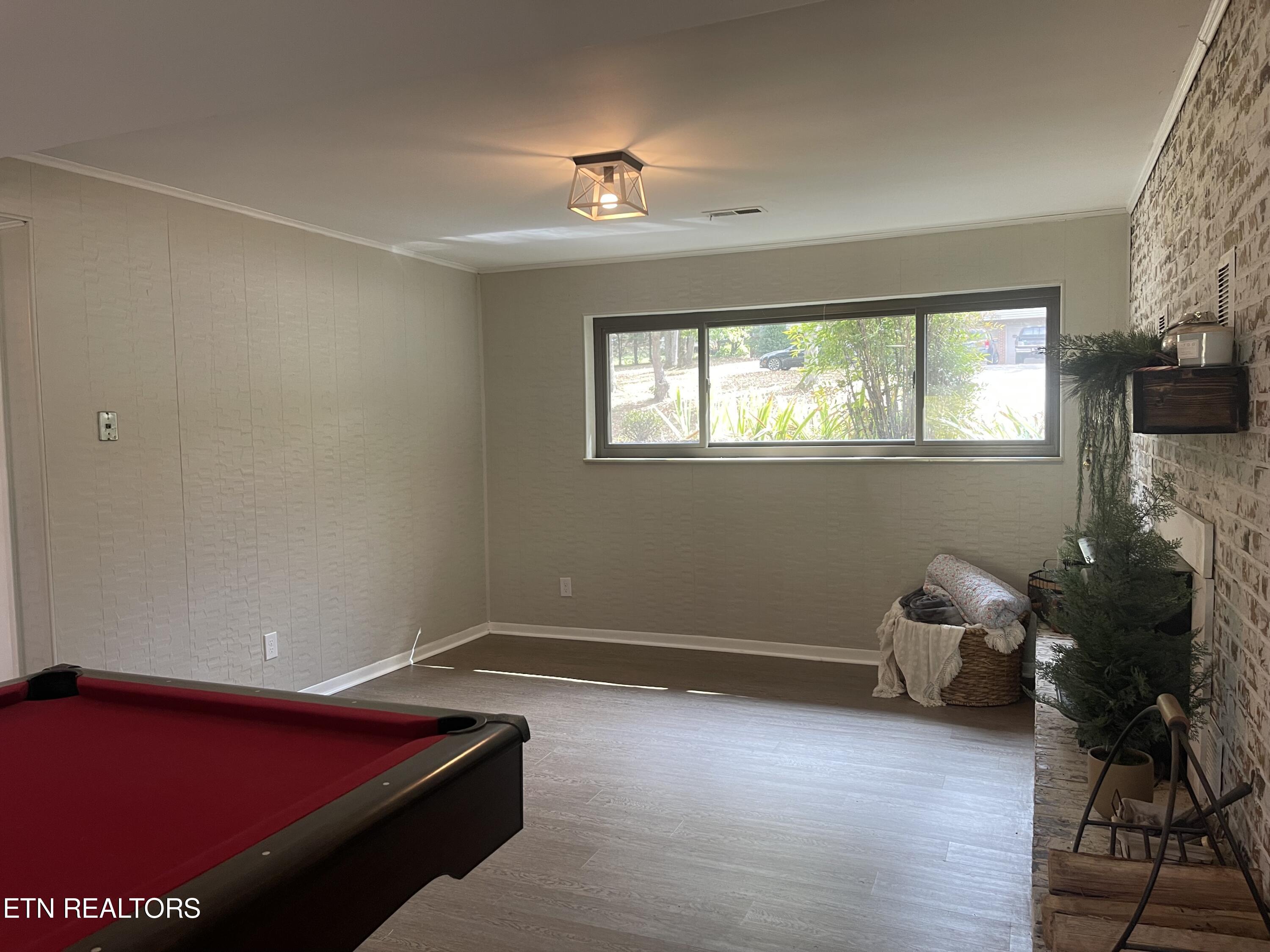 3401 Peppermint Hills Drive