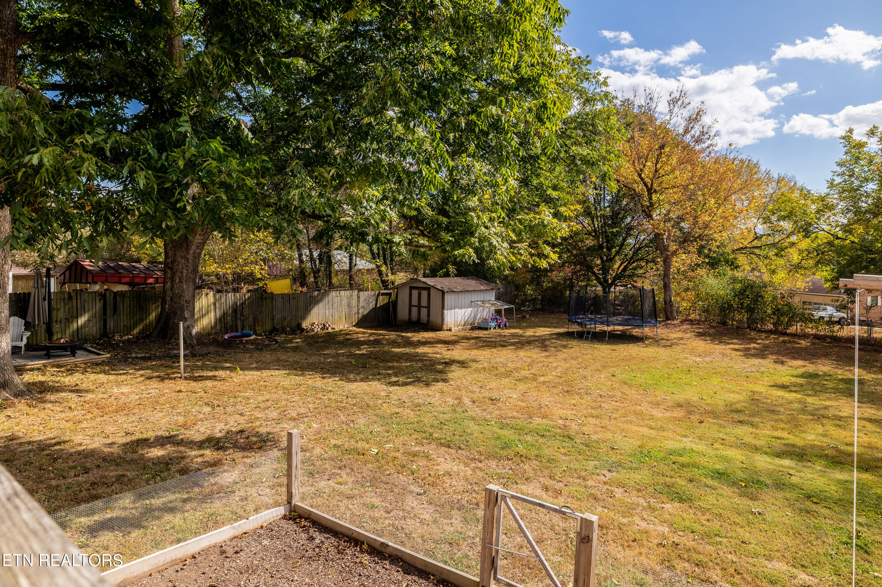 4628 Green Rd