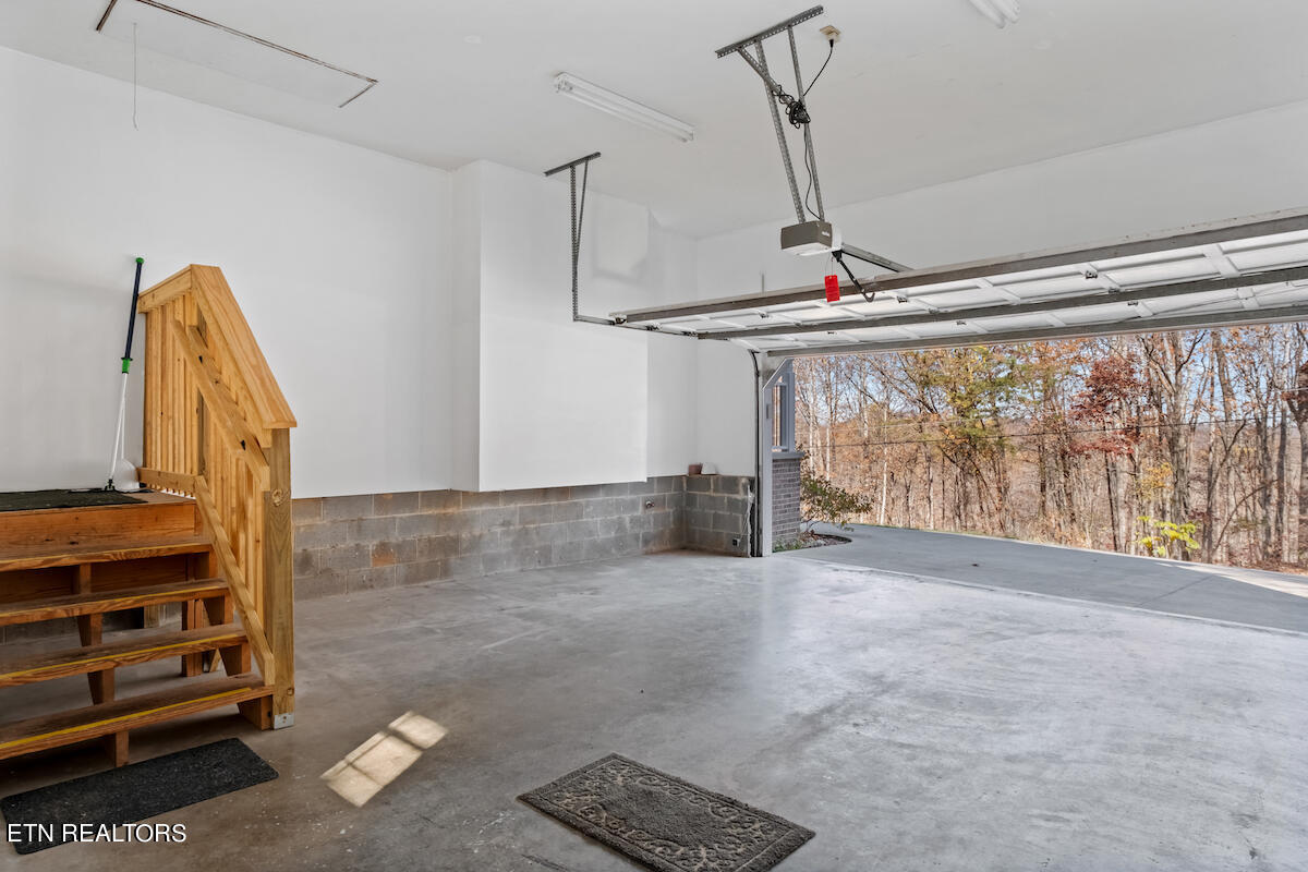 152 White Loop Rd